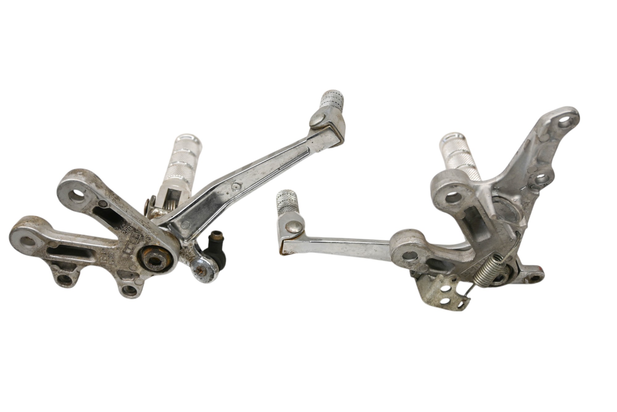 05 Suzuki GSXR600 Driver Foot Pegs