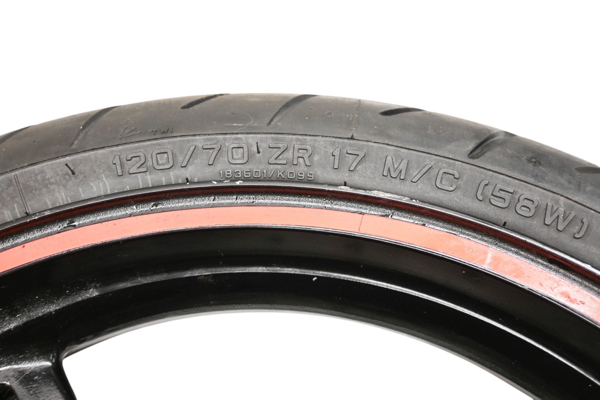 05 Suzuki GSXR600 Front Wheel Rim & Tire