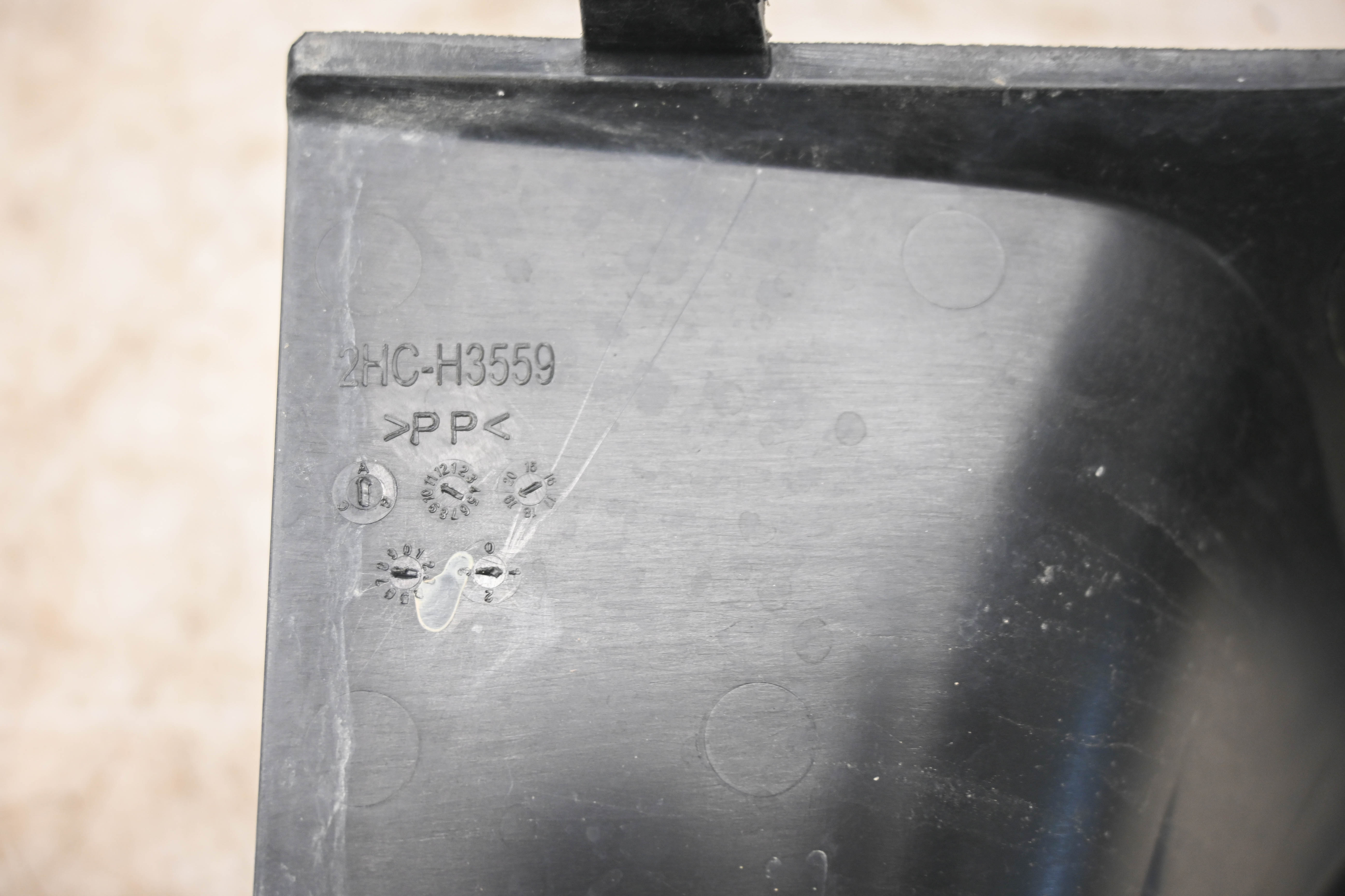 20 Yamaha YXZ1000R SS Speedometer Cover