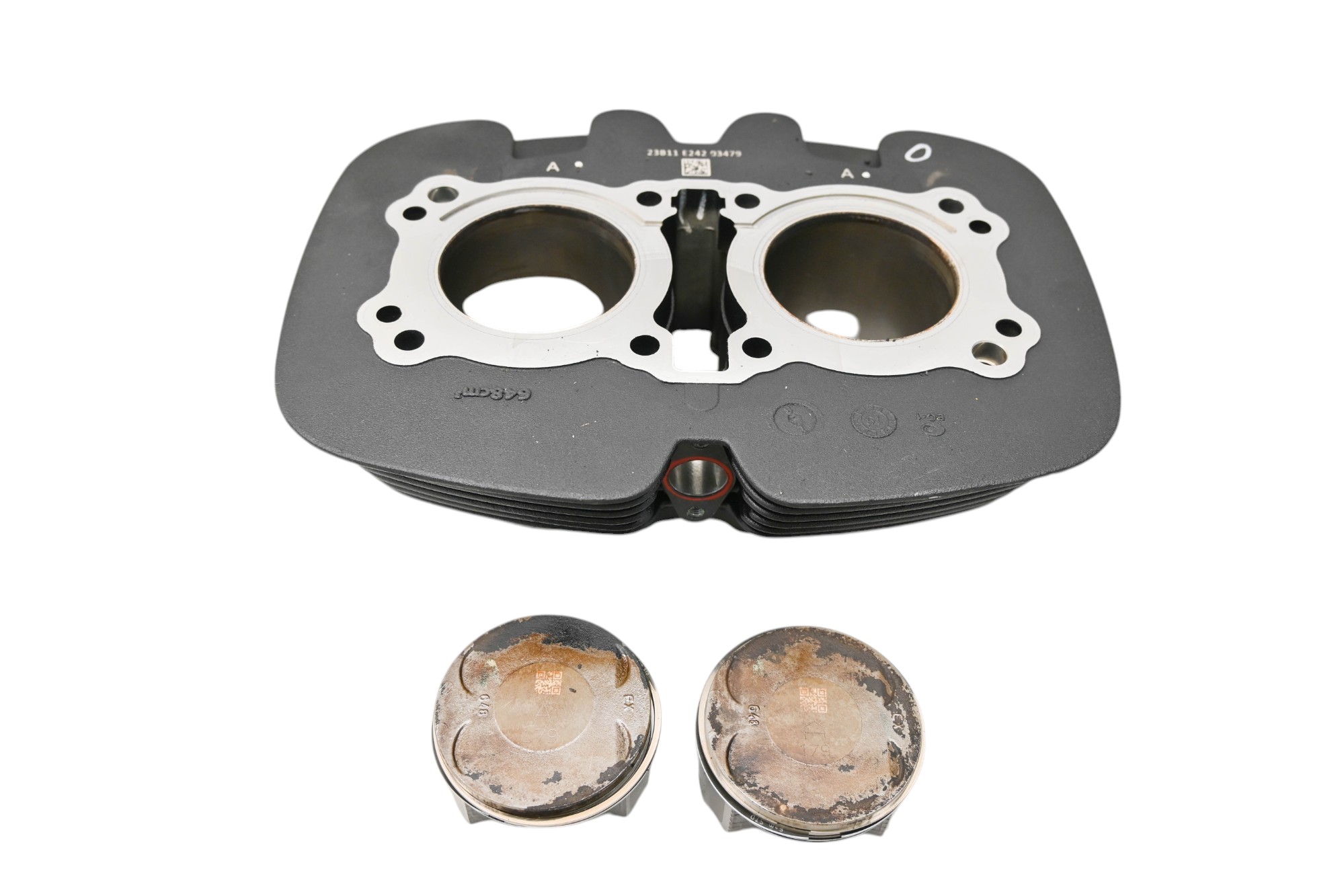 20 Royal Enfield Interceptor 650 Cylinder & Pistons INT650
