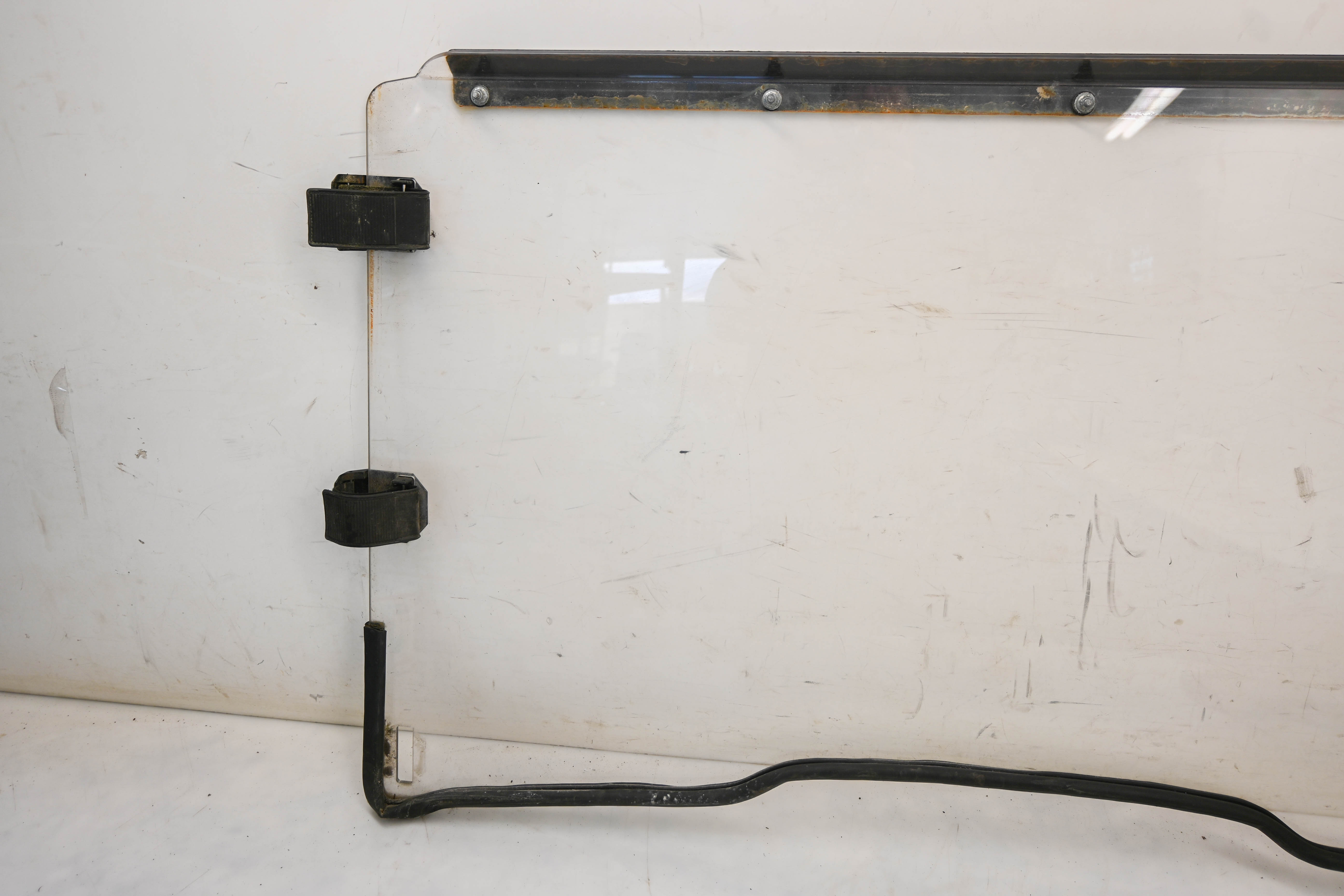 16 John Deere Gator XUV590i Windshield