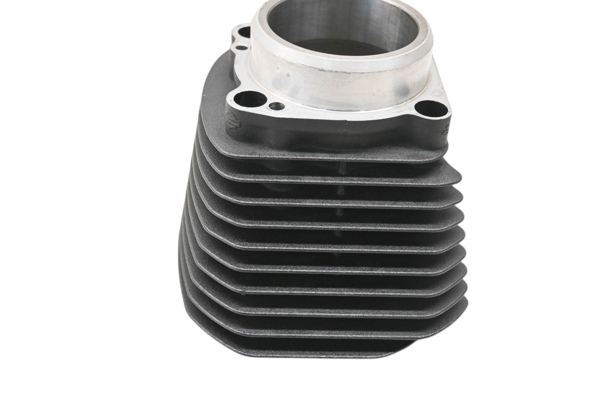 21 Harley Davidson Sportster Iron 833 Front Cylinder & Piston Rear XL833N
