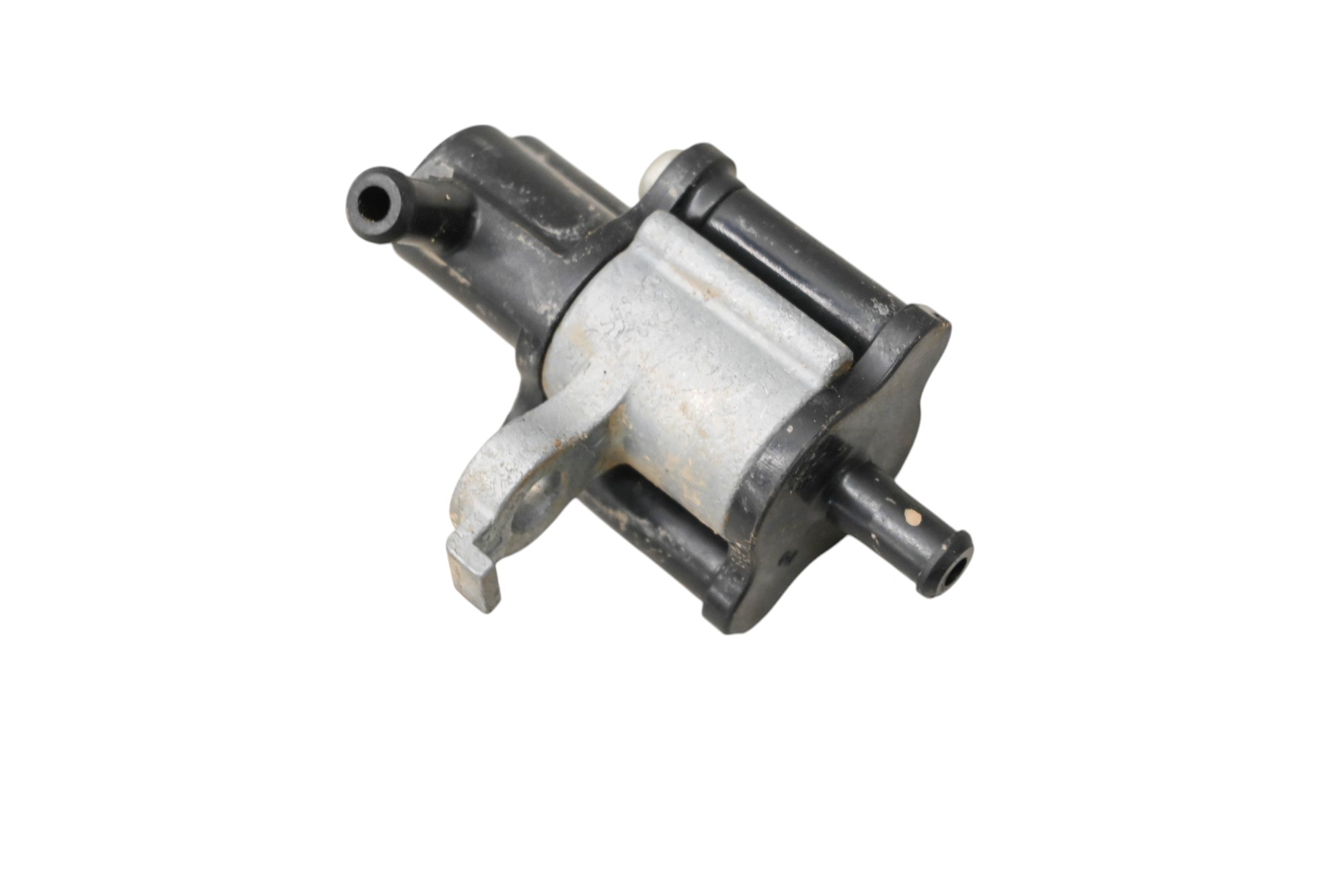 20 Yamaha Wolverine X2 Fuel Tank Vent Pipe Joint YXE85