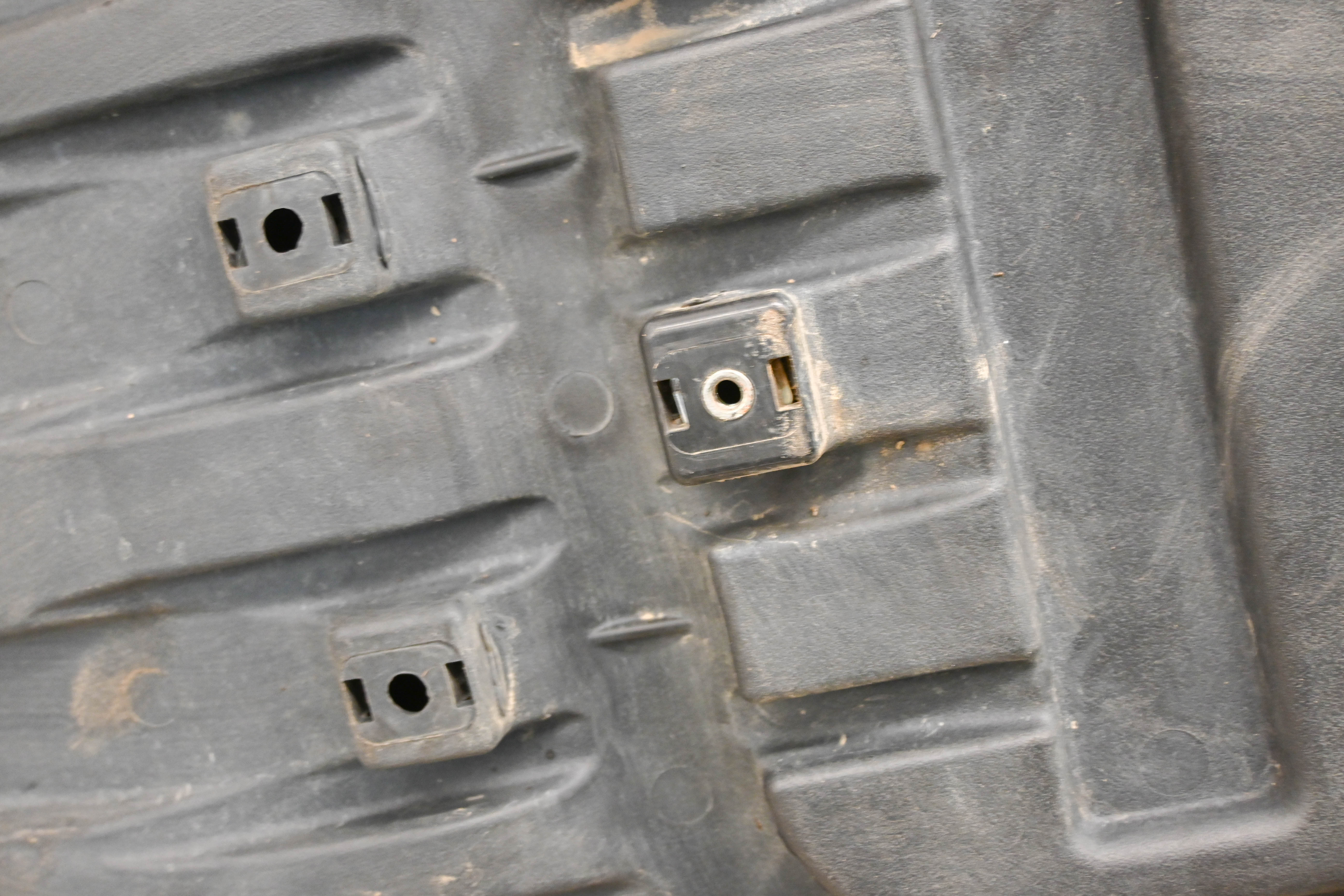 20 Yamaha Wolverine X2 Drivers Or Passenger Side Seat Back Cushion YXE850
