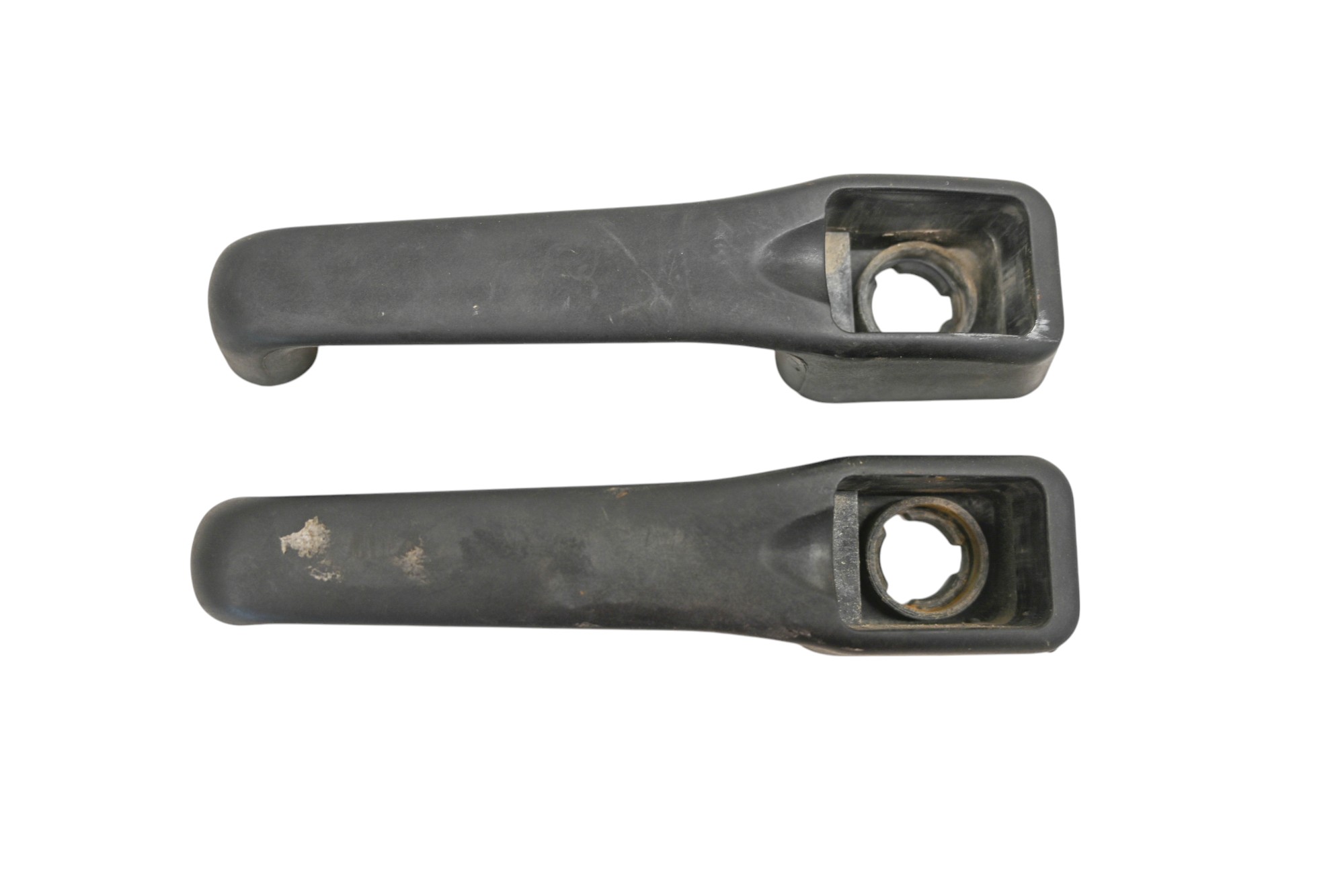 18 Kubota RTV-X1140W Door Handles