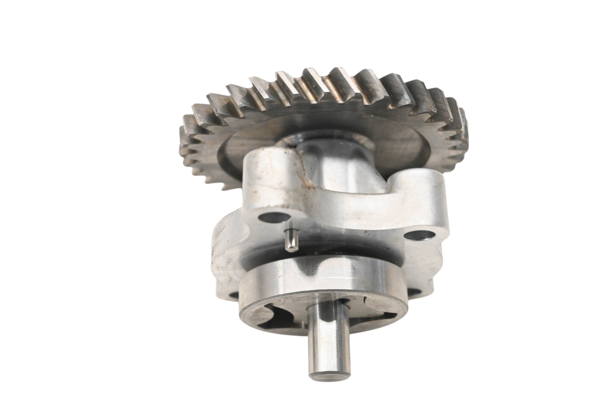 16 Kubota RTV400CI Oil Pump