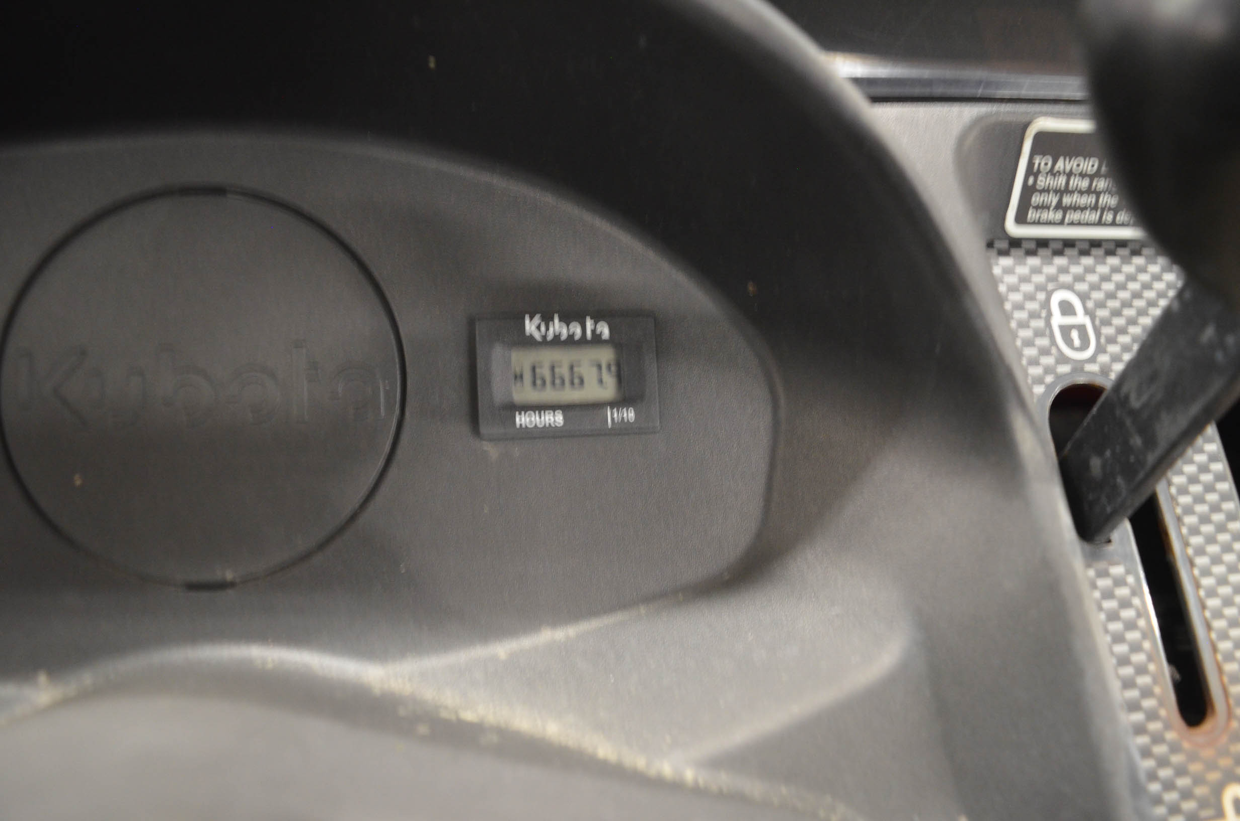 16 Kubota RTV400CI Hours Gauge Meter
