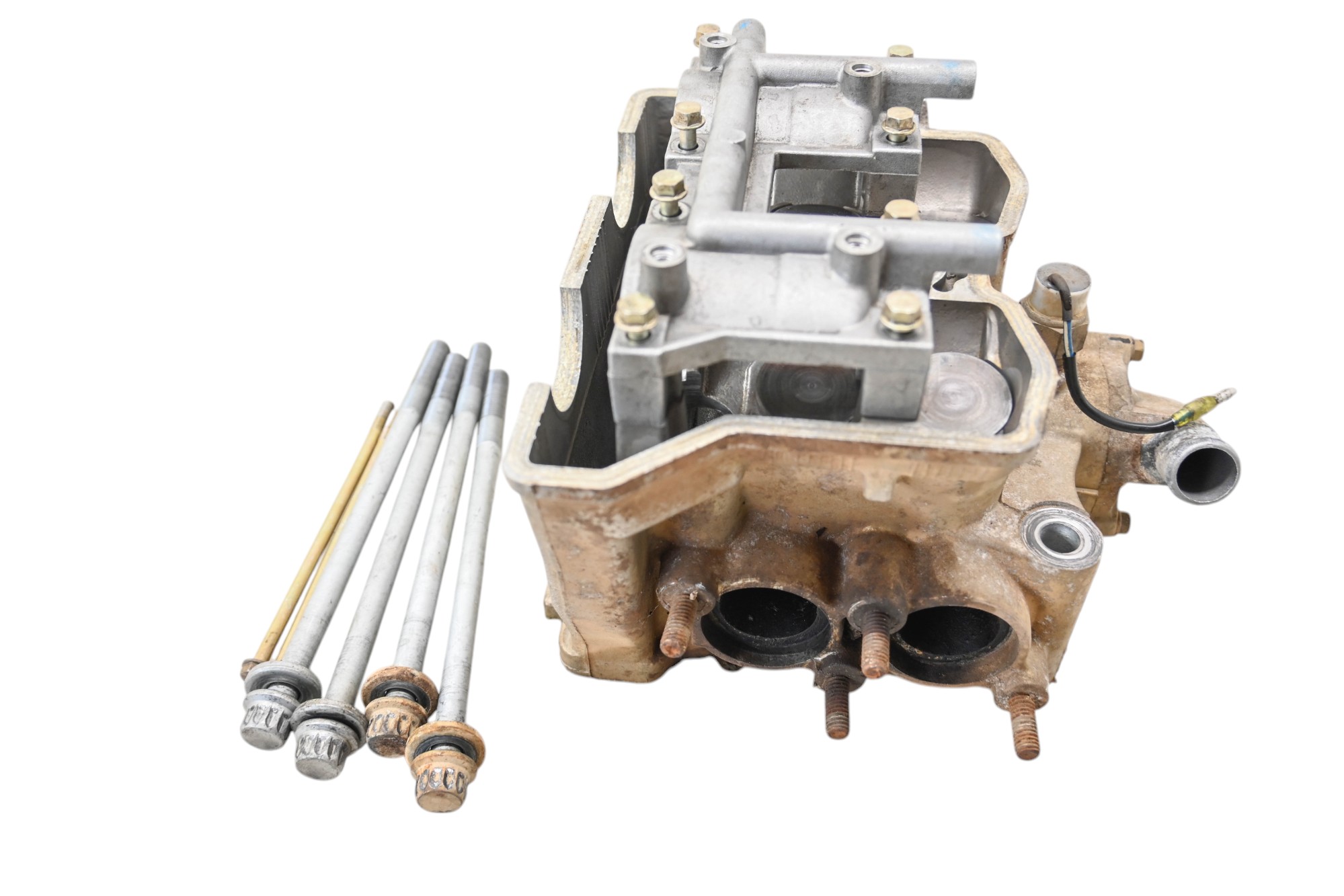 03 Polaris Predator 500 2x4 Cylinder Head