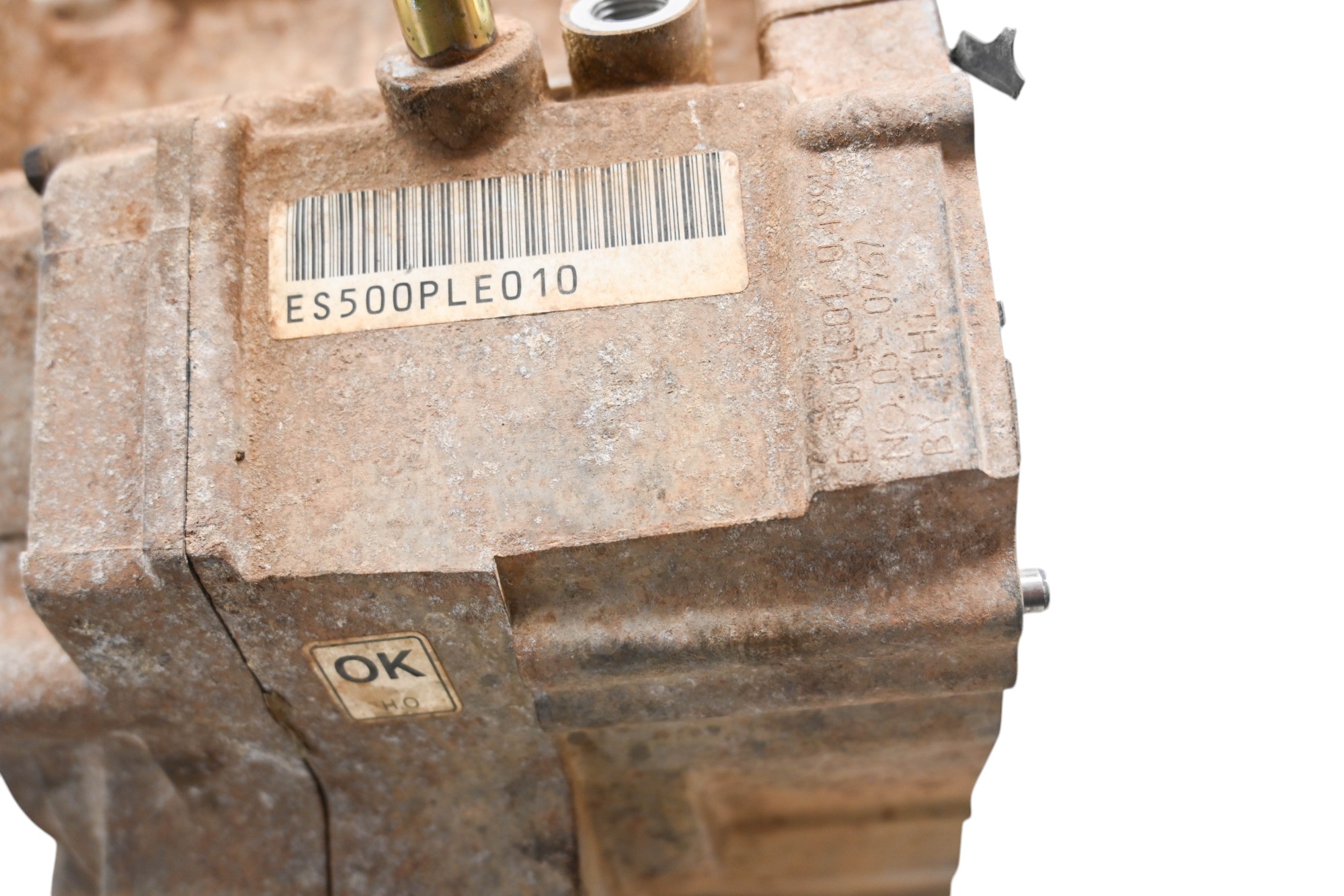 03 Polaris Predator 500 2x4 Crankcase Center Crank Case