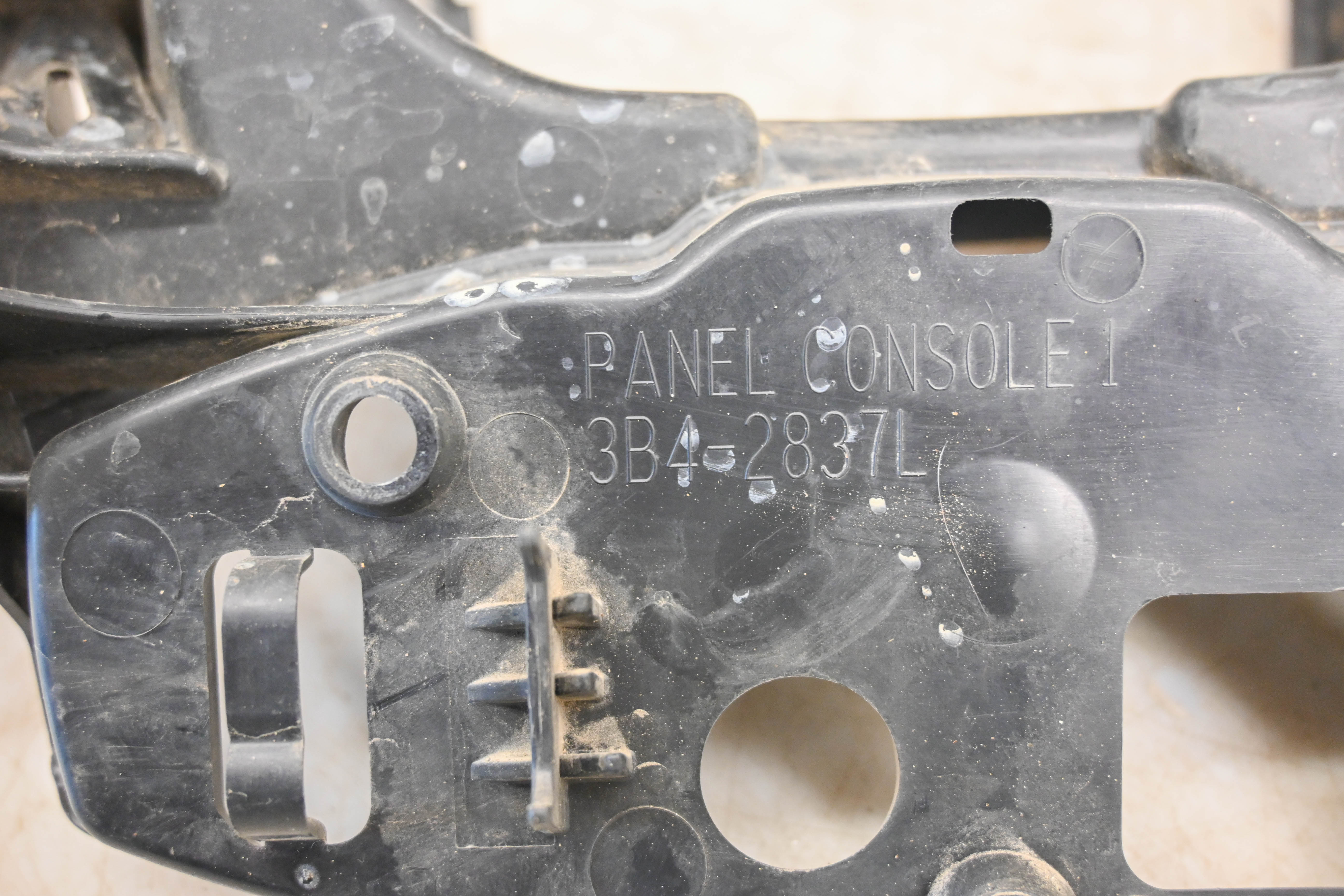 09 Yamaha Grizzly 700 4x4 EPS Speedometer Housing Bracket Mount YFM700F