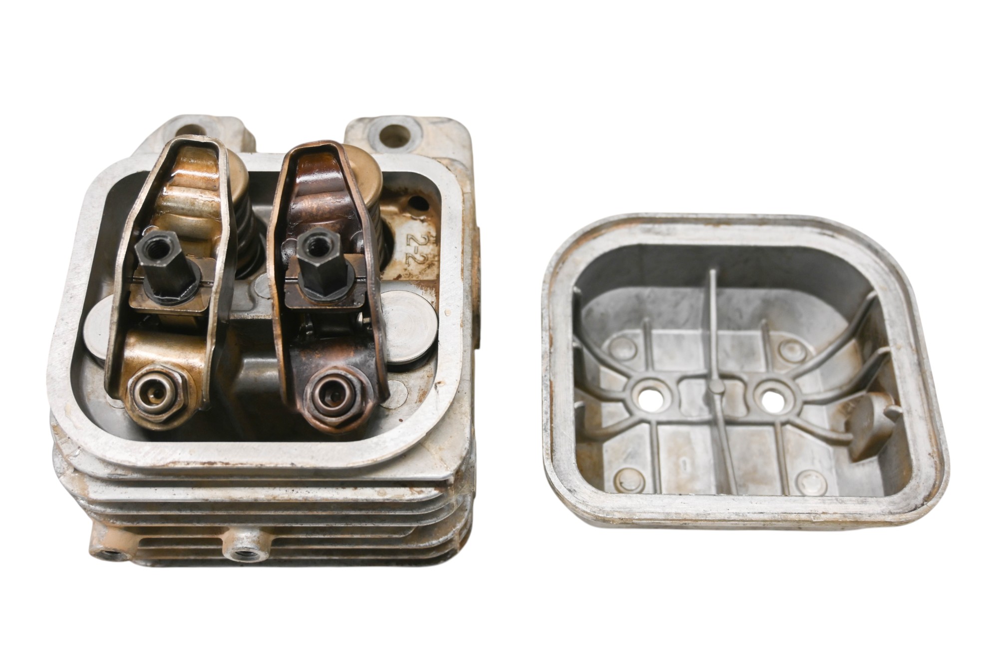 11 John Deere Gator XUV550 Cylinder Head #2