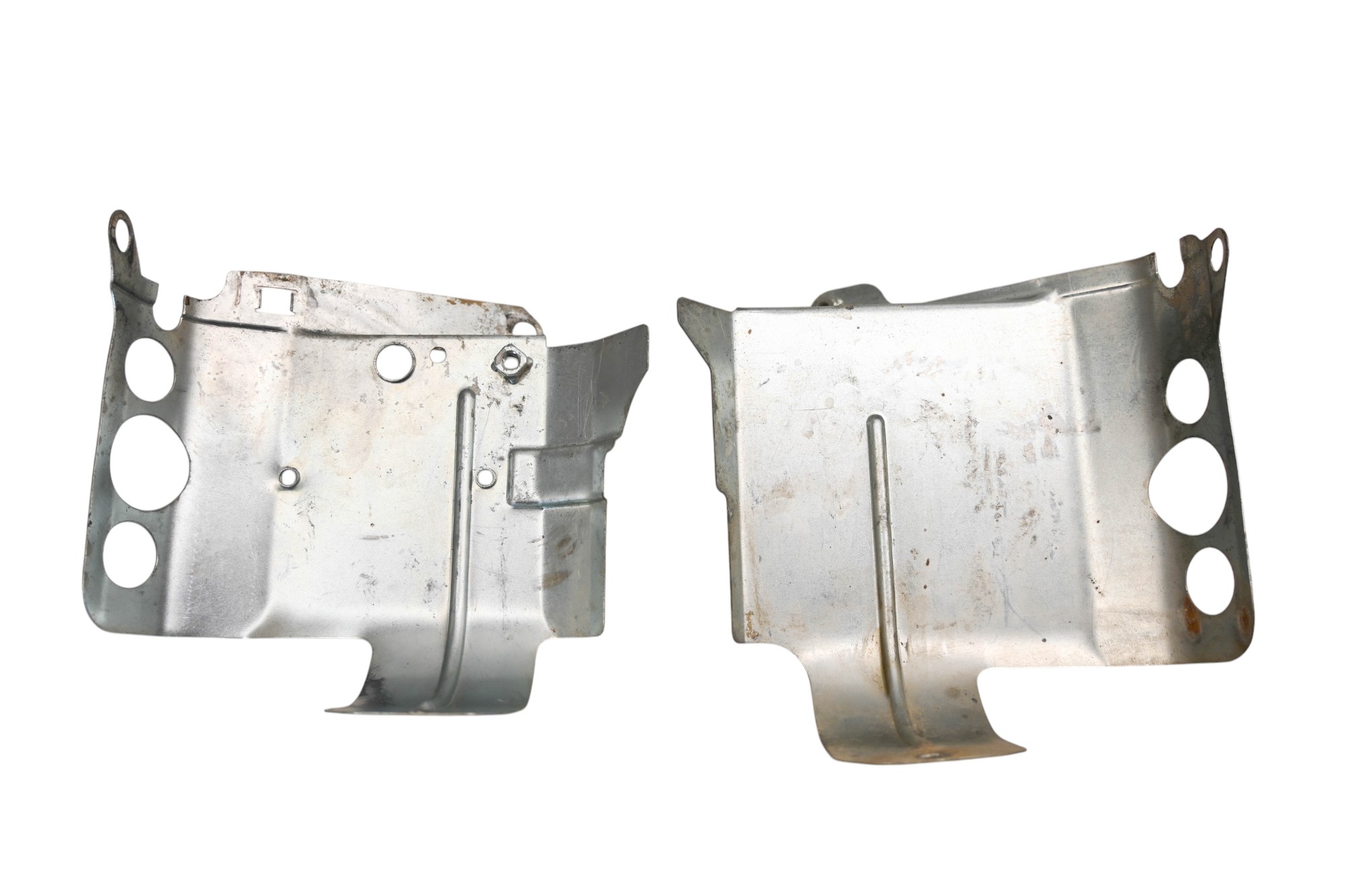 11 John Deere Gator XUV550 Cylinder Guards Shields Covers Left & Right