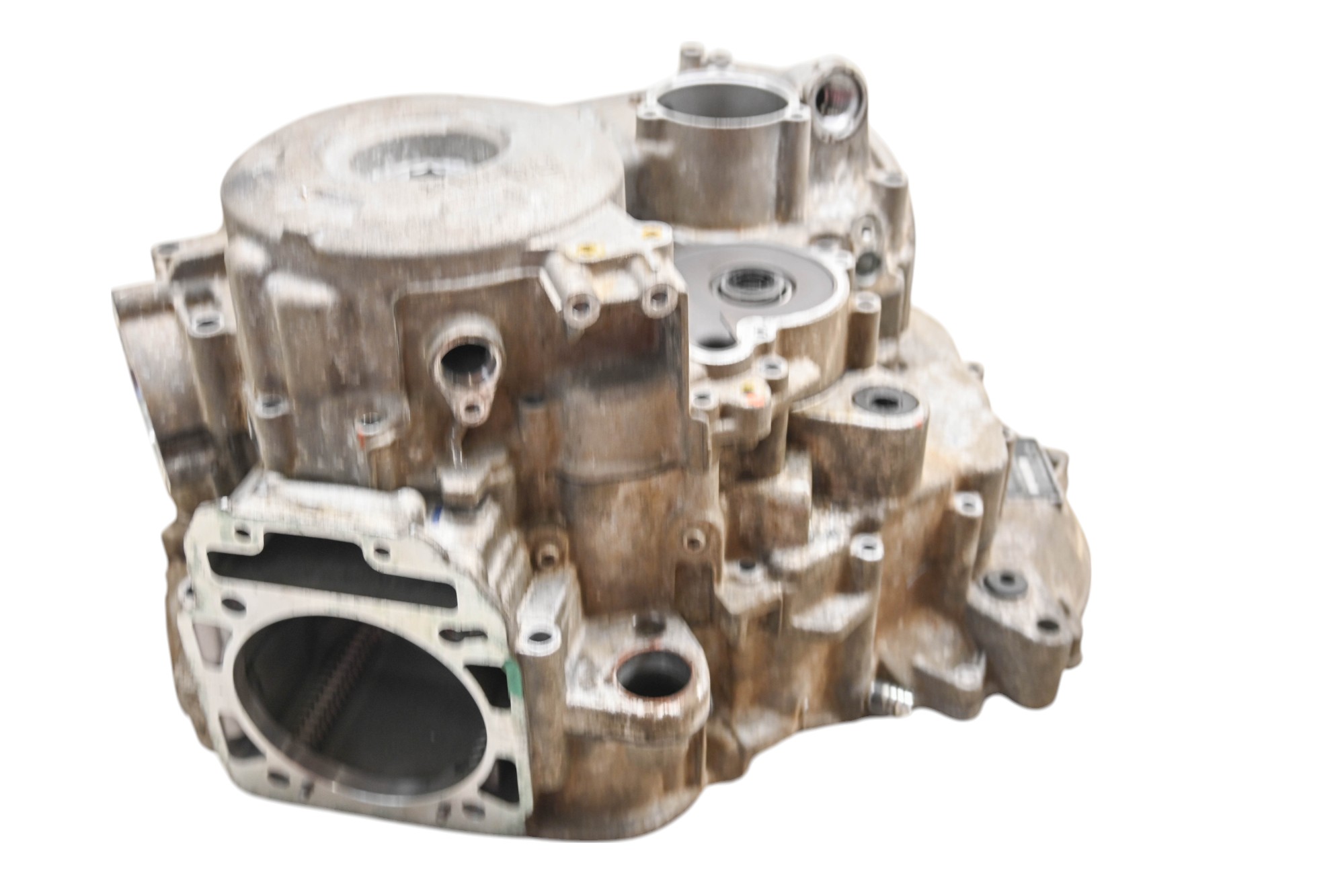 16 Can-Am Outlander 450 L 4x4 Crankcase Center Crank Case