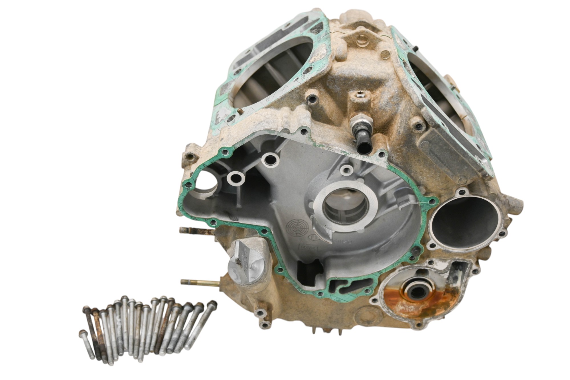 06 Can-Am Outlander 800 4x4 XT Crankcase Center Crank Case Bombardier