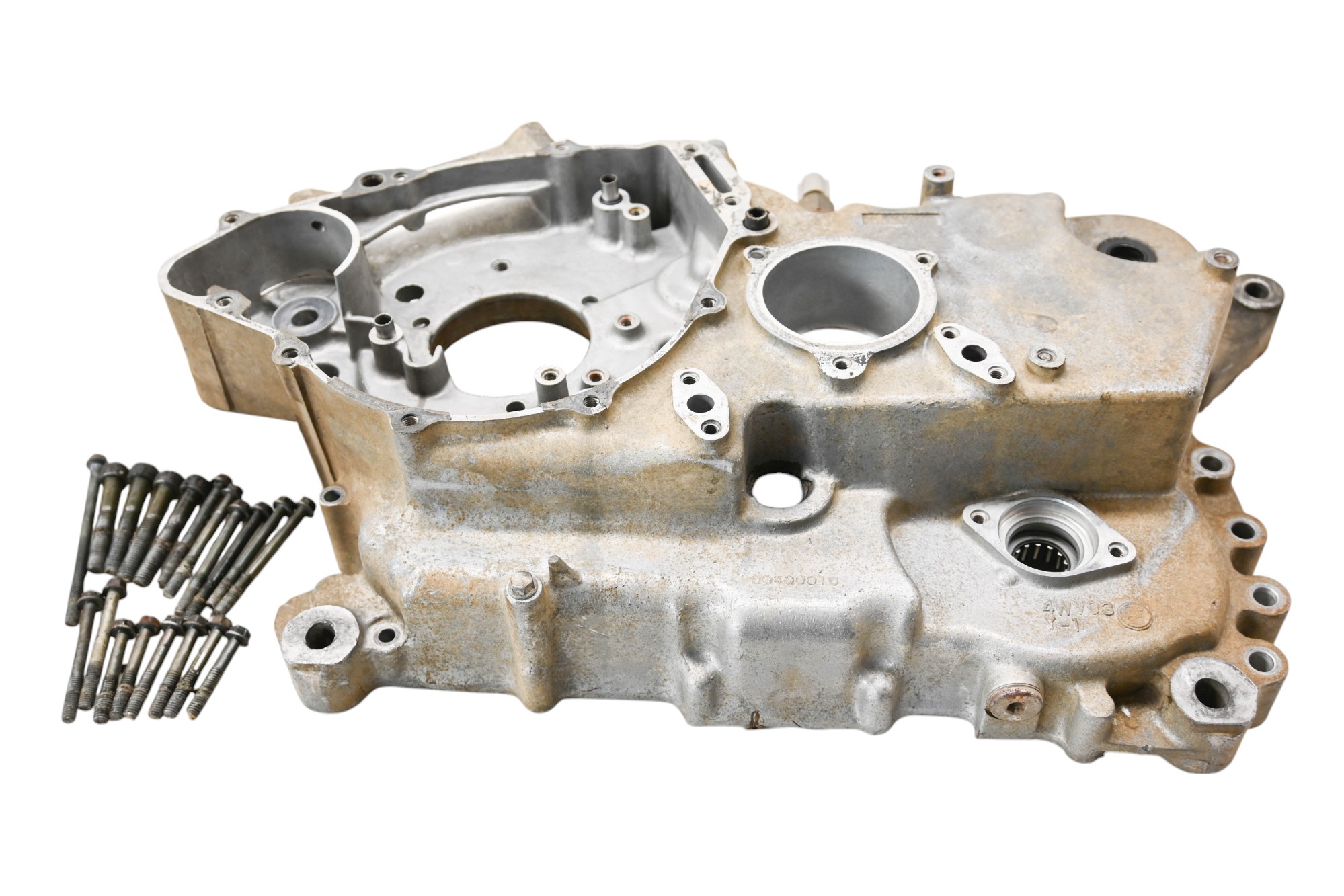 01 Yamaha Grizzly 600 4x4 Left Crankcase Center Half Crank Case YFM600F