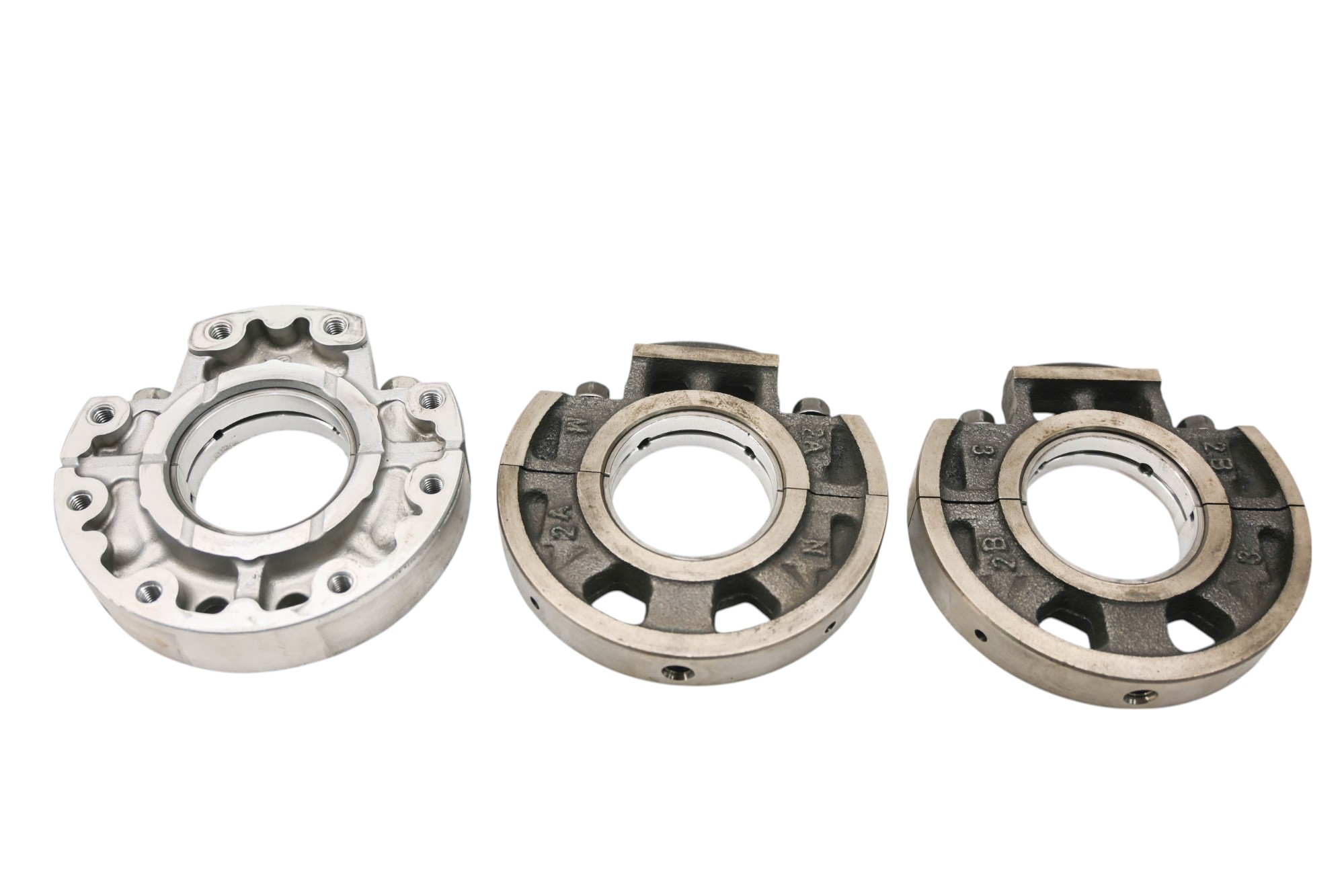 11 Kubota RTV900XTW Crankshaft Main Bearings