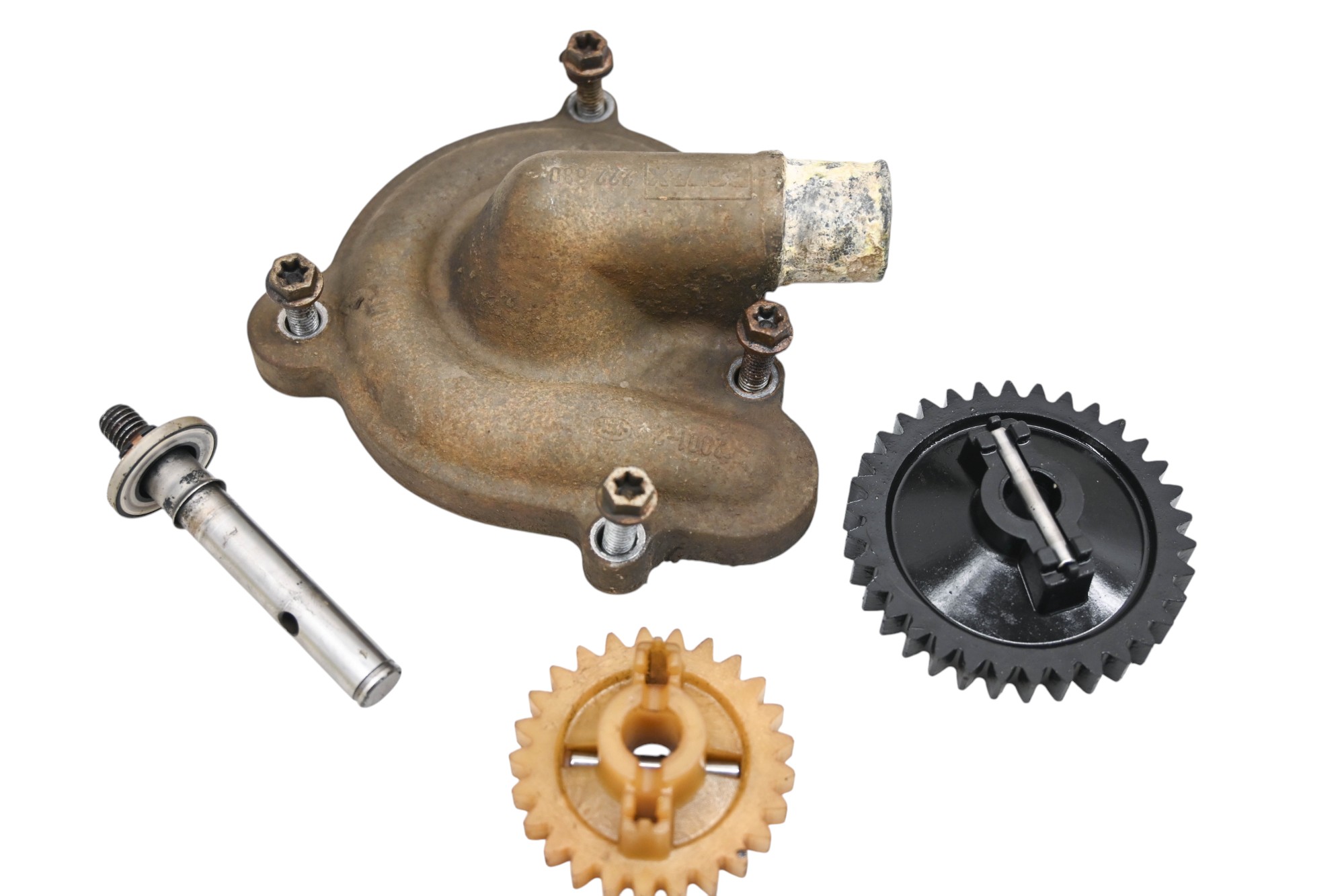 15 Can-Am Outlander 450 L 4x4 Water Pump Cover & Gears