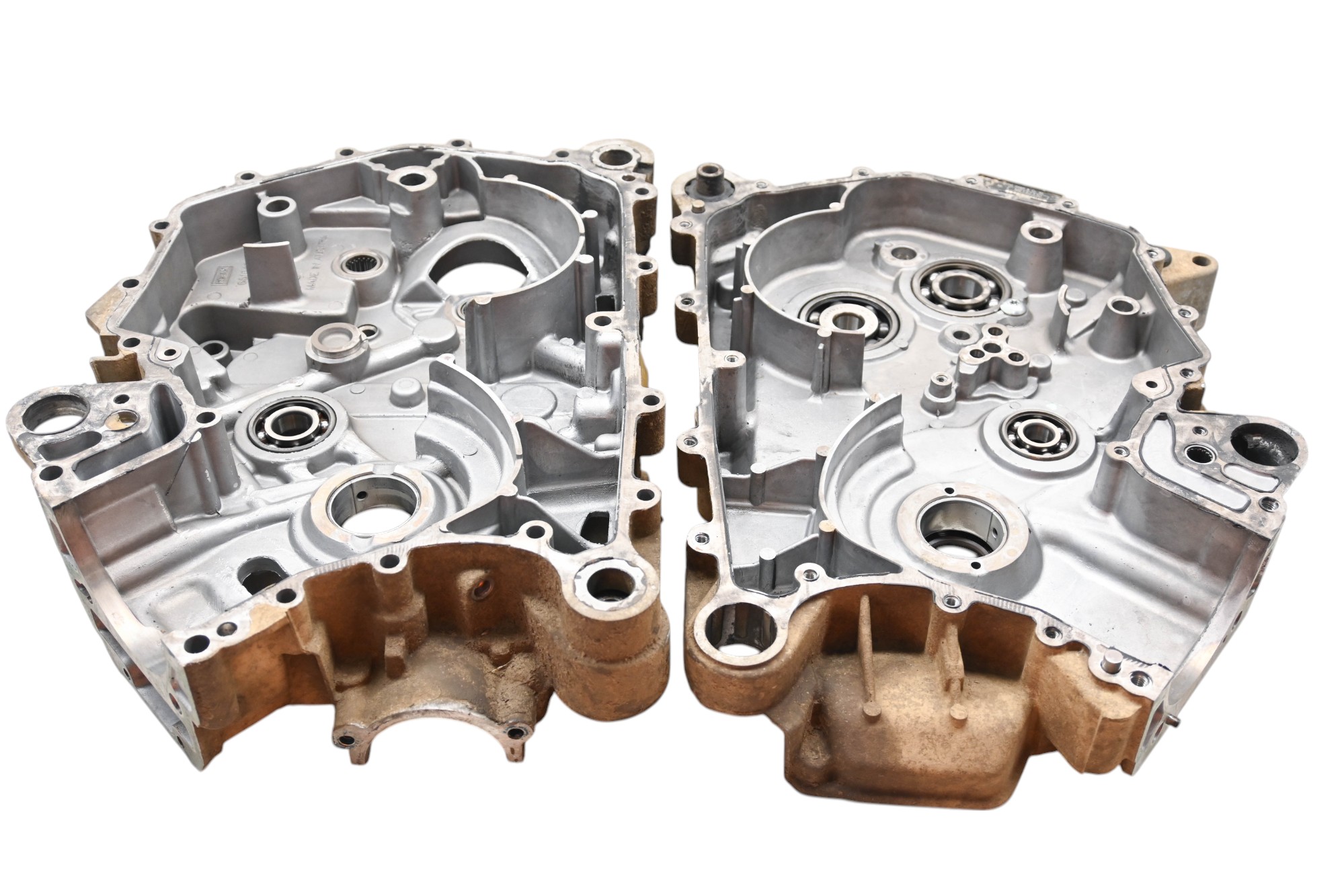 06 Can-Am Outlander 400 XT MAX Crankcase Center Crank Case