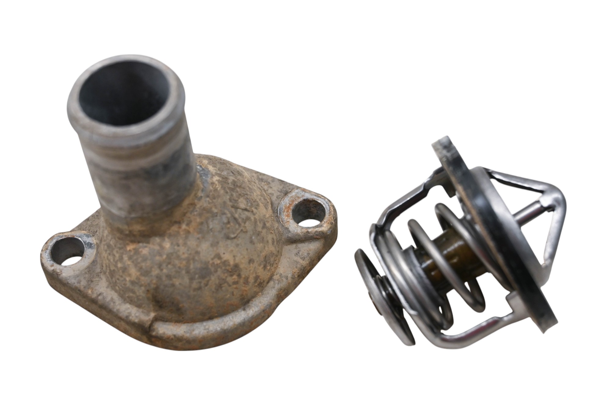 13 John Deere Gator XUV 825i Thermostat & Cover