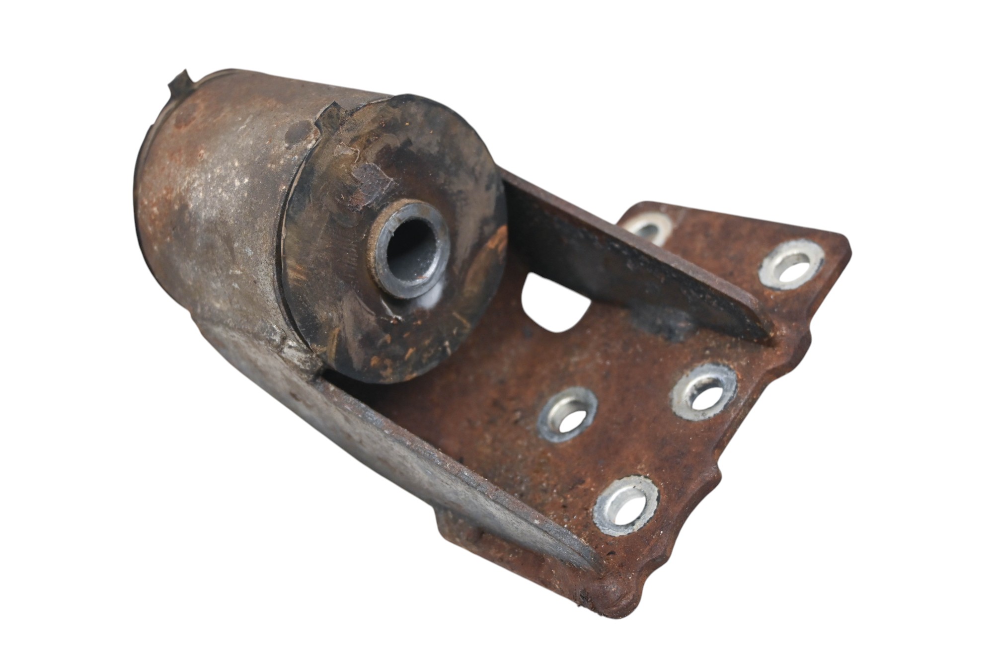 16 Kubota RTV-X1100CW Transmission Support Bracket Mount
