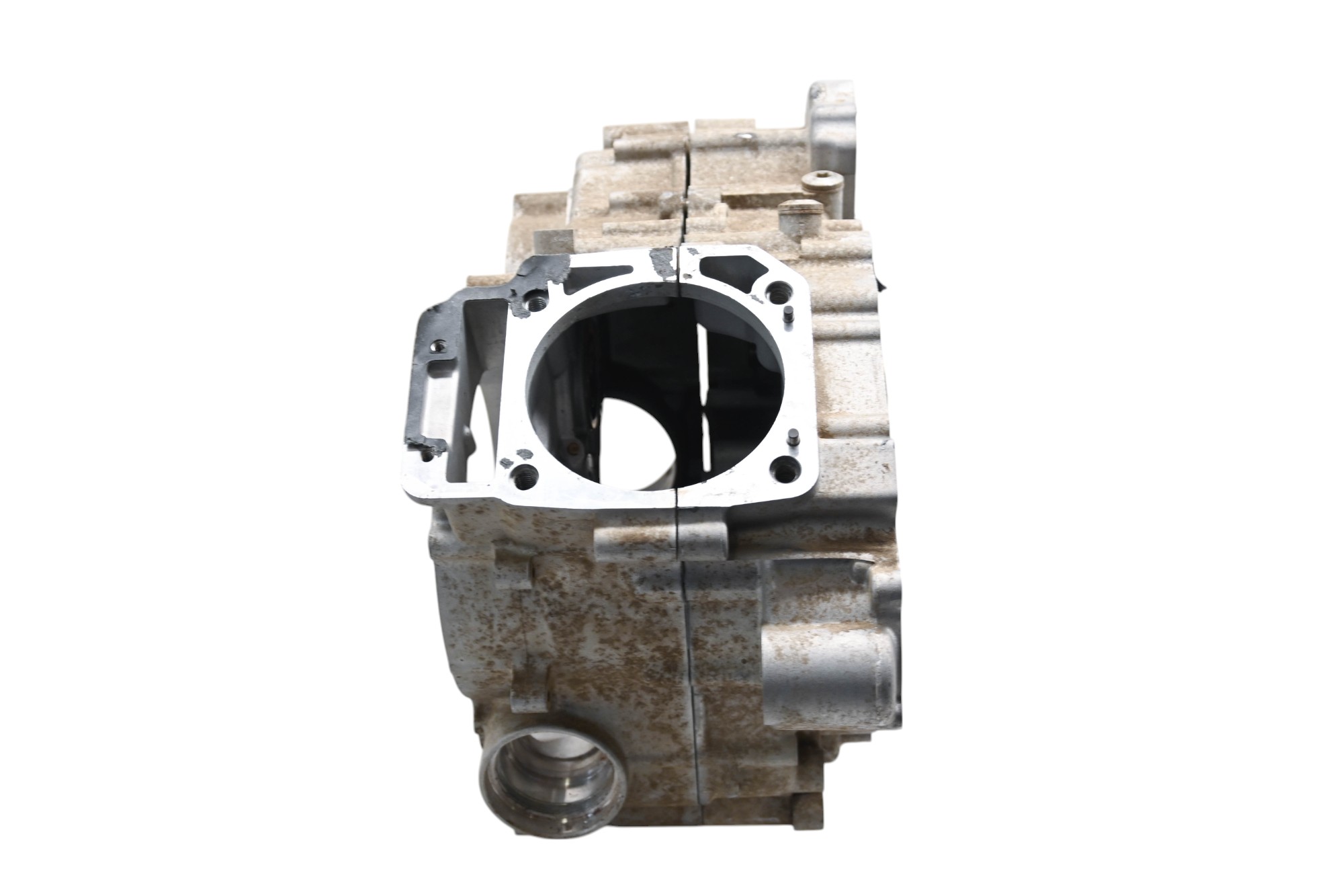 17 CFMoto CForce 500 4x4 Crankcase Center Crank Case
