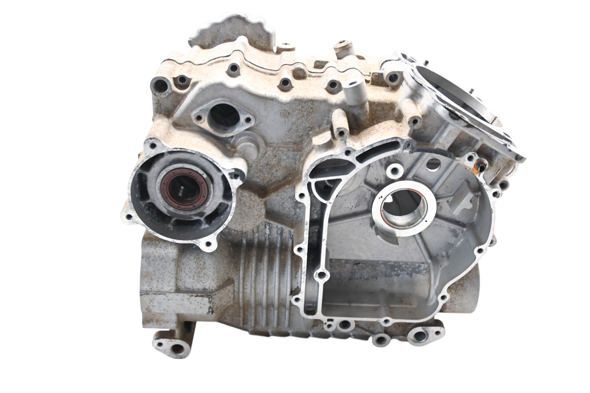 17 CFMoto CForce 500 4x4 Crankcase Center Crank Case