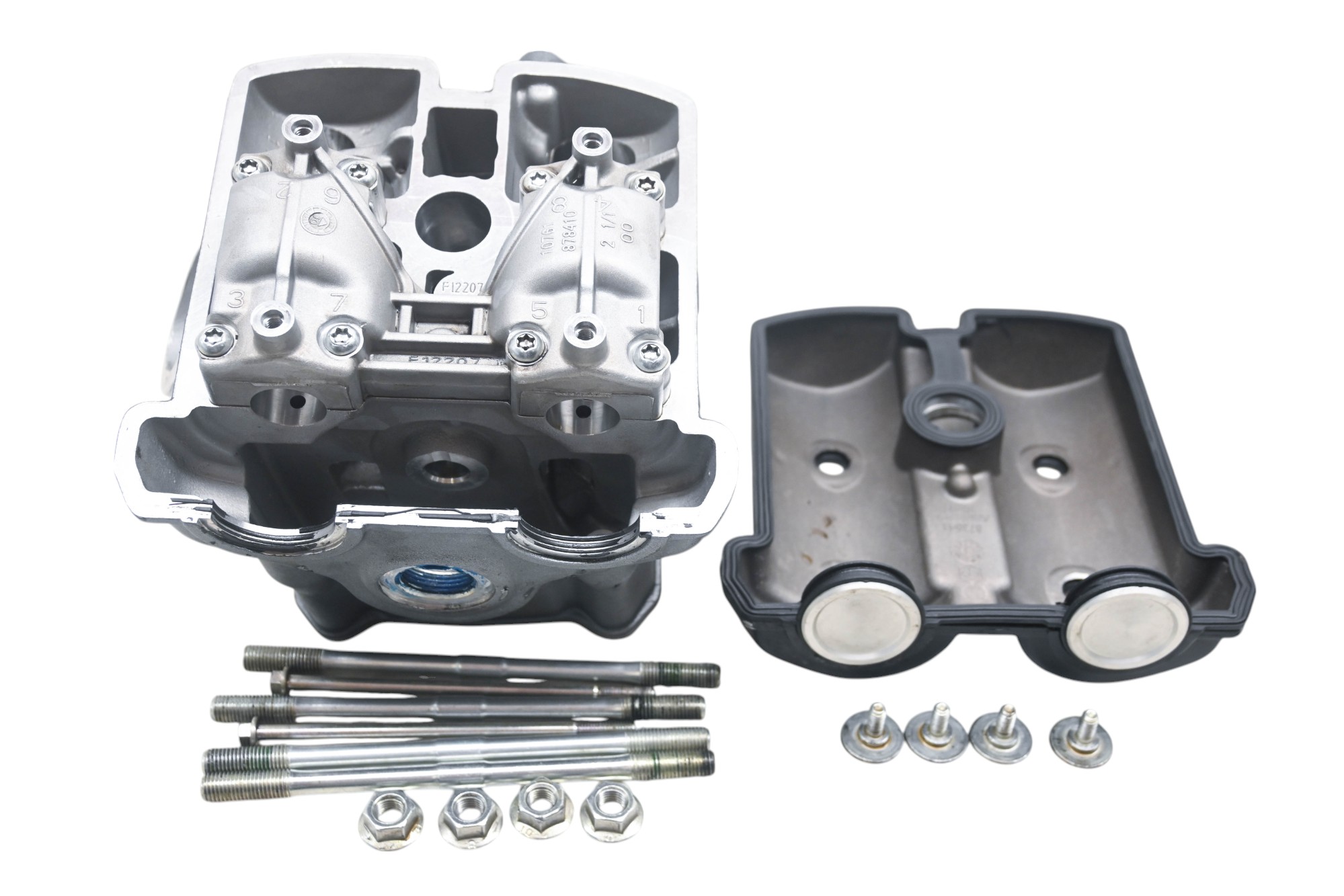 12 Aprilia Shiver 750 Rear Cylinder Head SL750