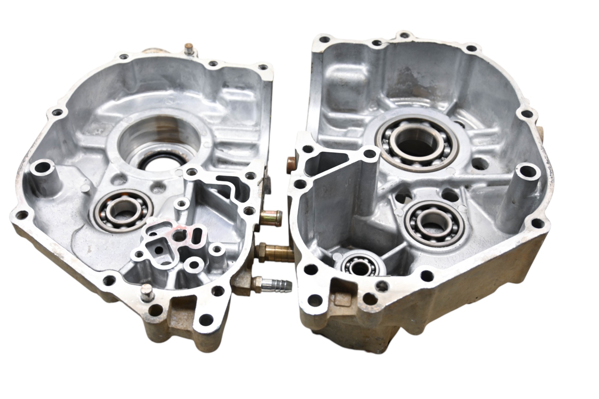 04 Polaris Scrambler 500 4x4 Crankcase Center Crank Case