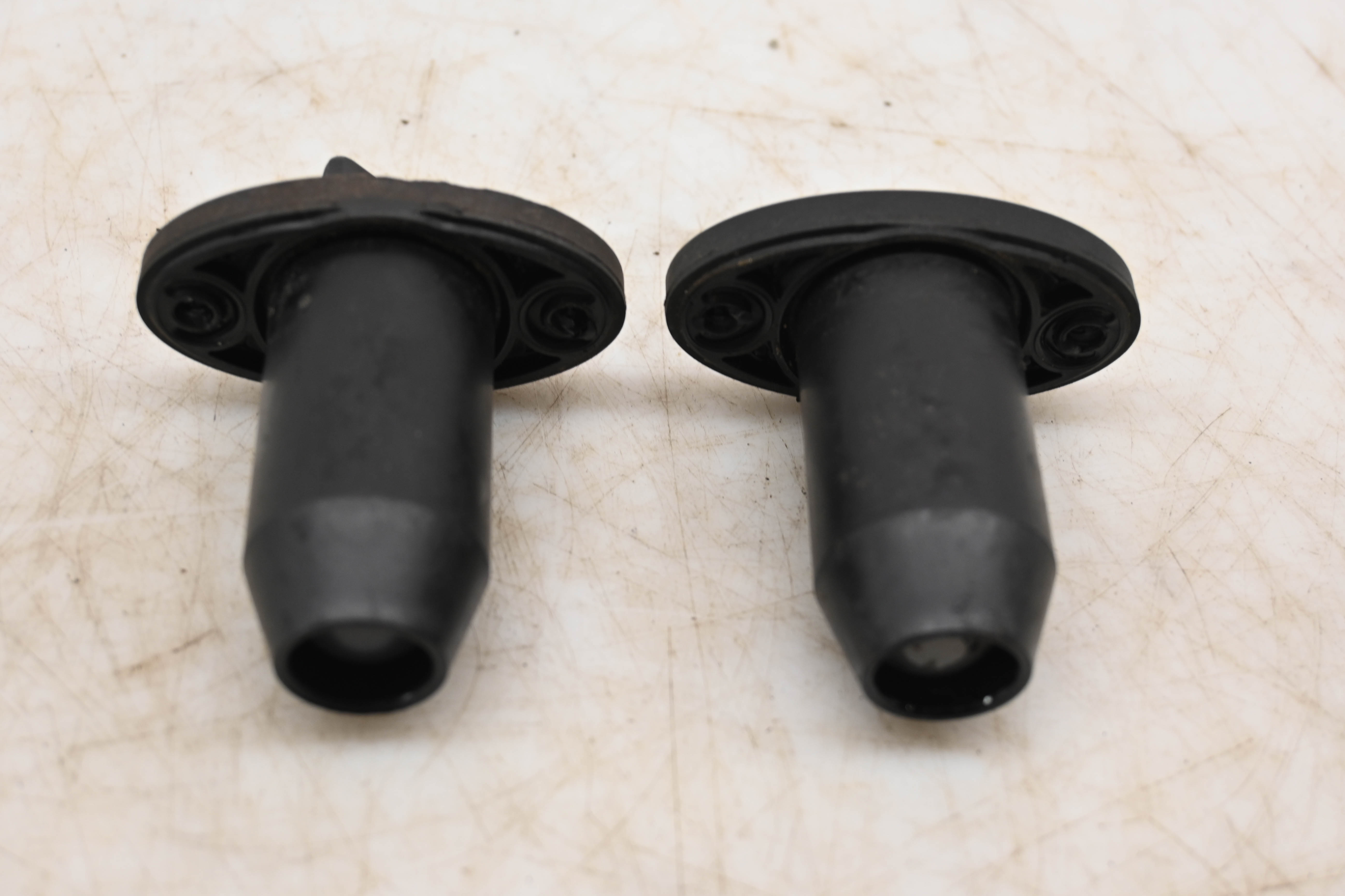 04 Sea-Doo RXP 215 Hull Drain Plugs