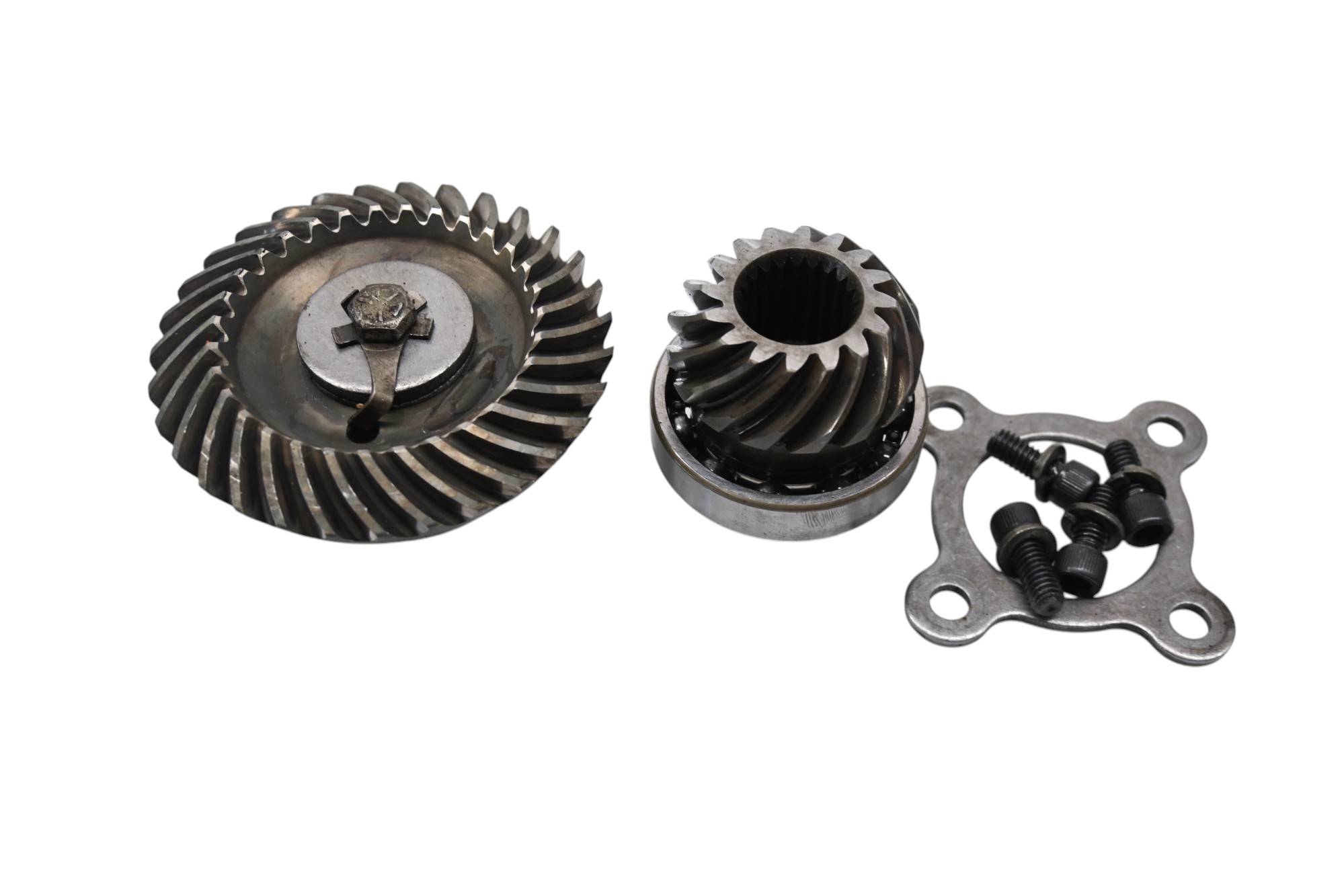 97 Polaris Sportsman 500 4x4 Transmission Bevel Gears Output Shaft