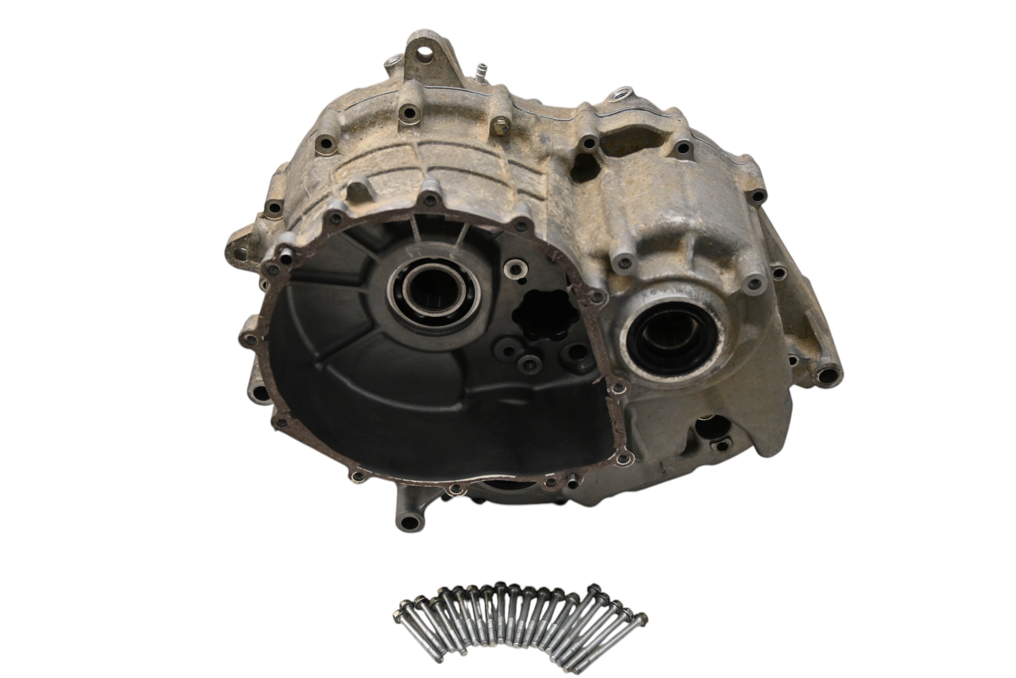 16 Yamaha YXZ1000R EPS 4x4 Transmission Gear Case Housing