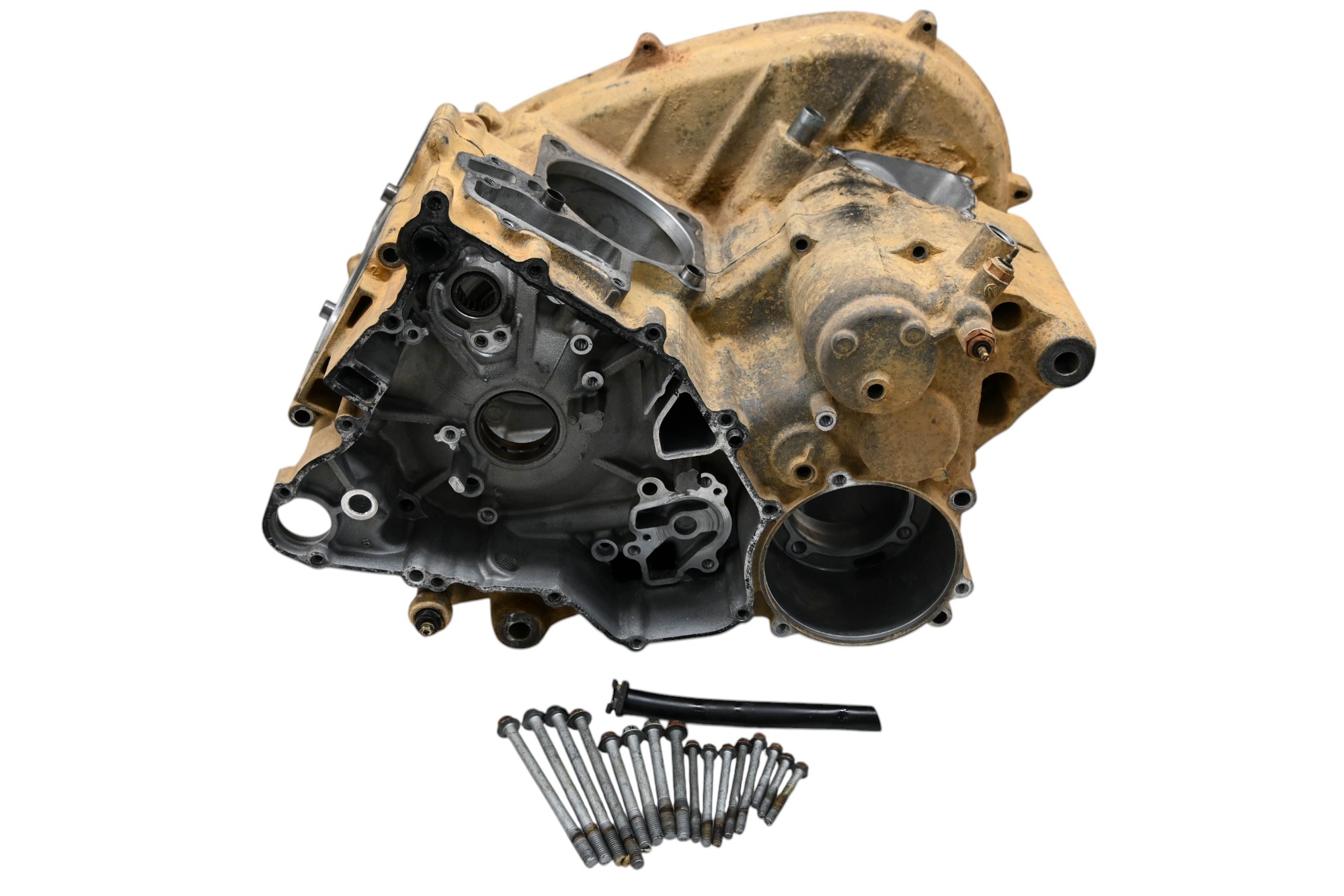 09 Kawasaki Brute Force 750 4x4i Crankcase Center Crank Case KVF750