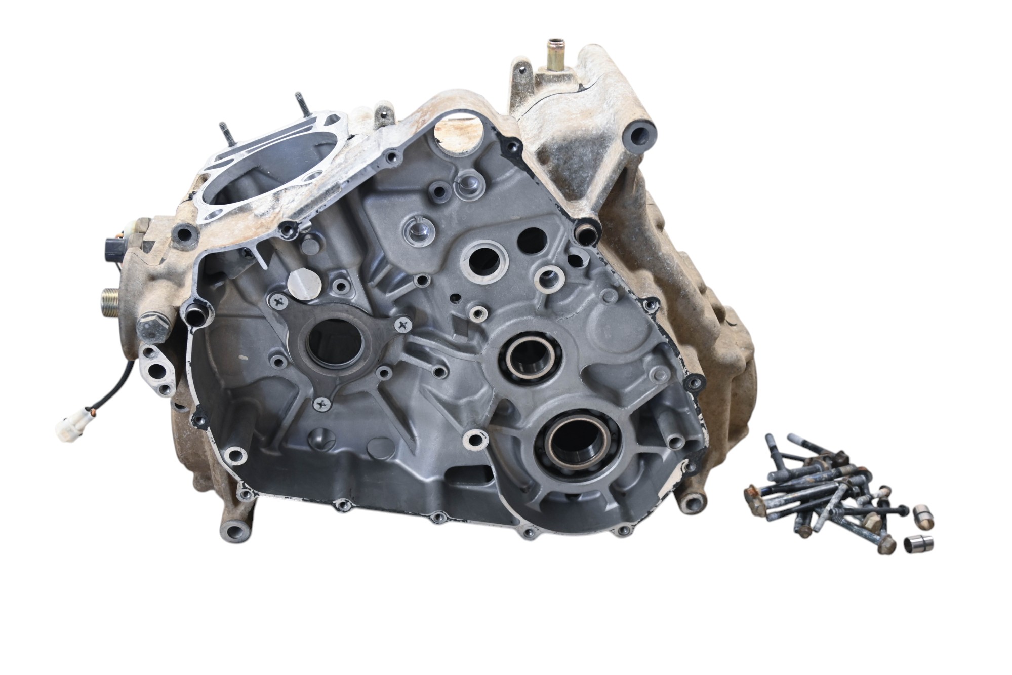 03 Arctic Cat 400 FIS Auto 4x4 Crankcase Center Crank Case