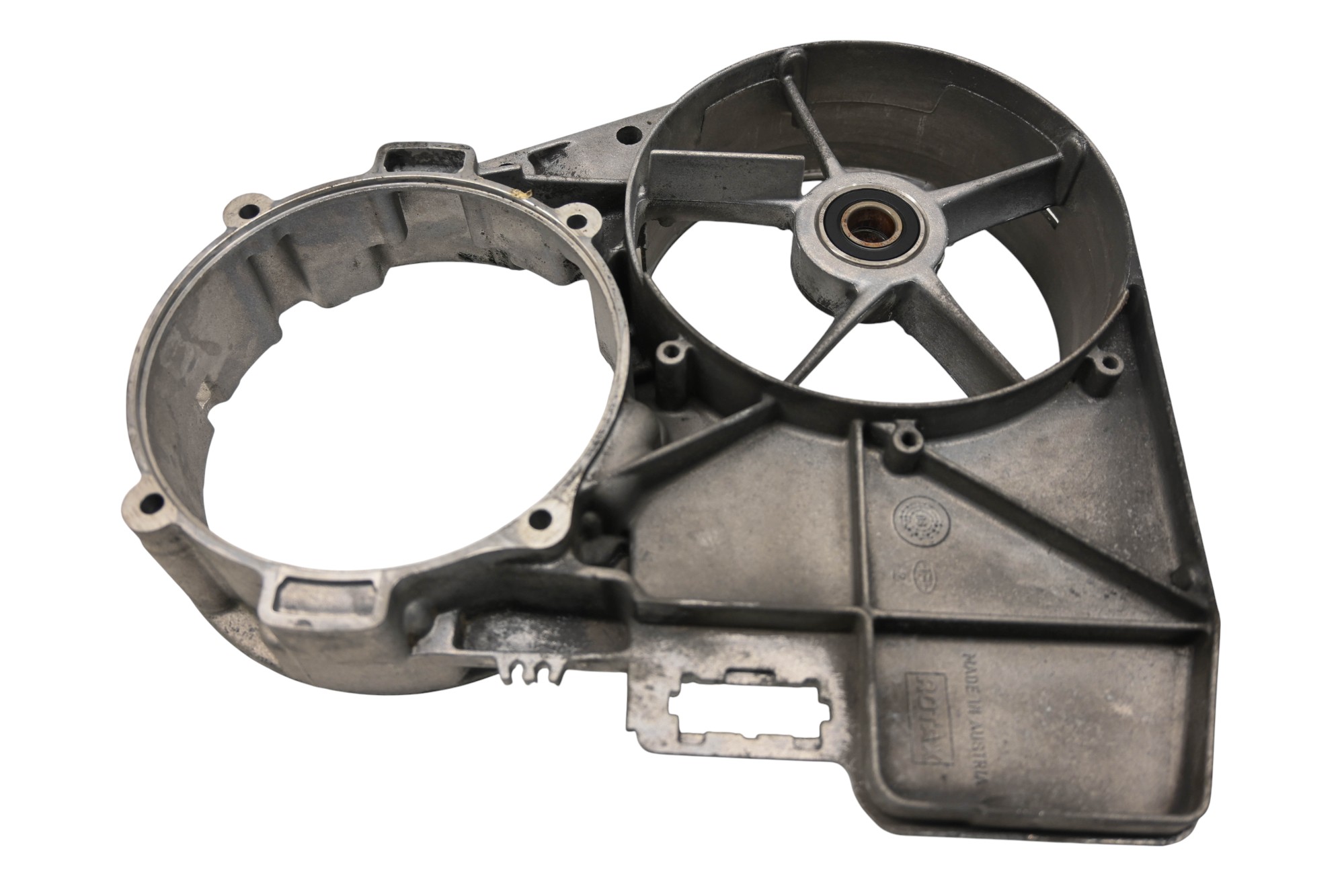 13 Ski-Doo Skandic WT 550F Fan Case Housing