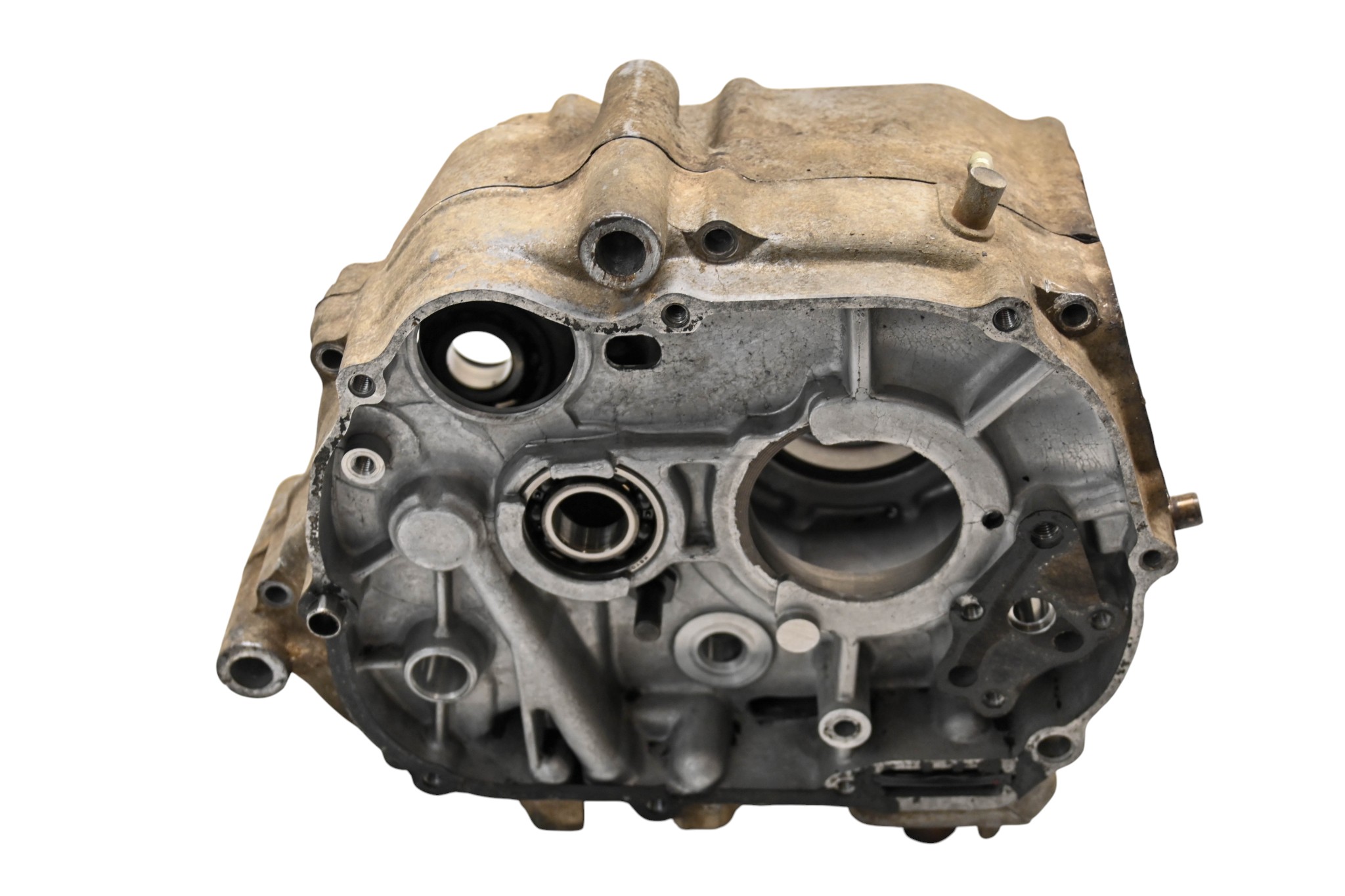 85 Honda Fourtrax 125 2x4 Crankcase Center Crank Case TRX125