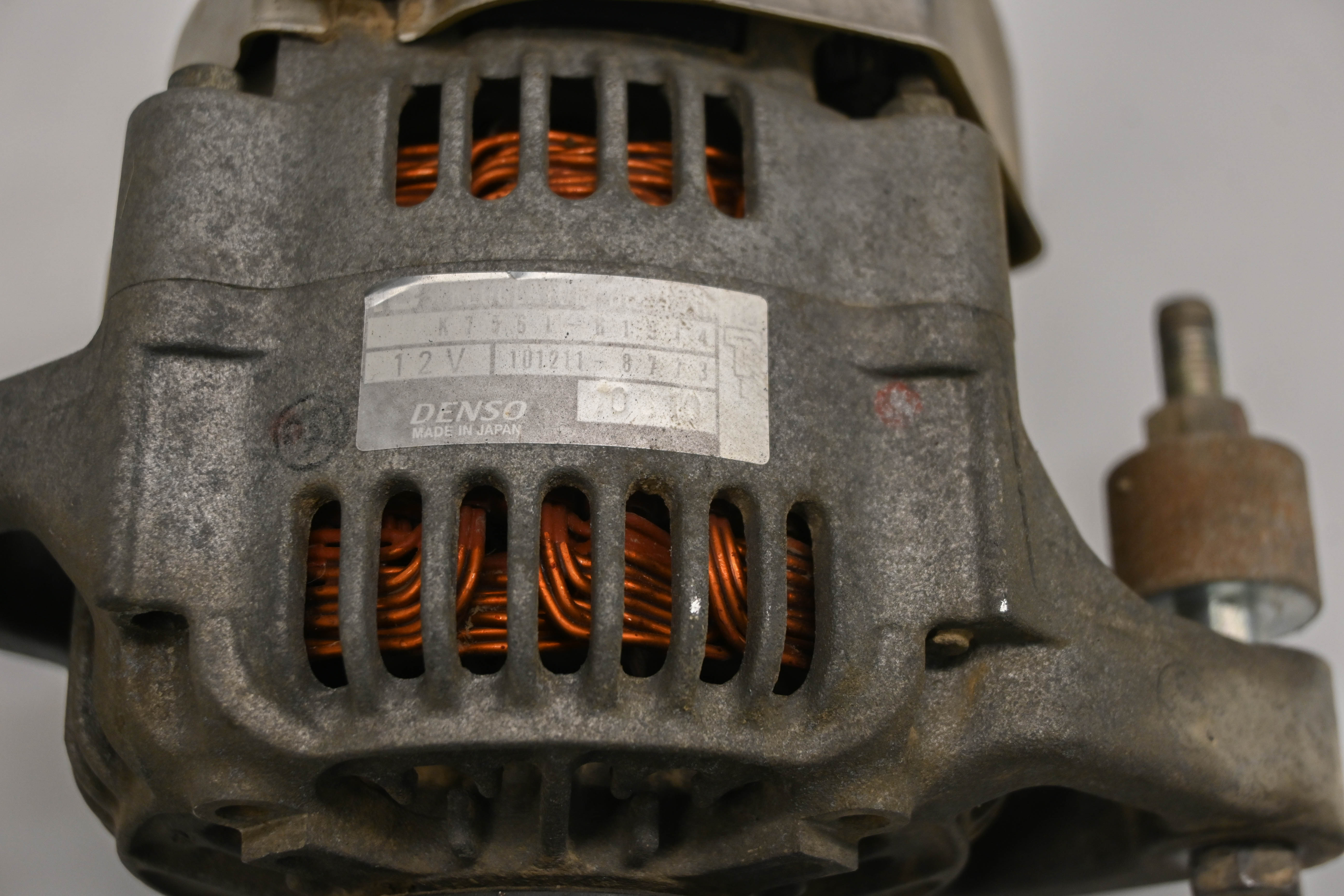 18 Kubota RTV-X900W Alternator