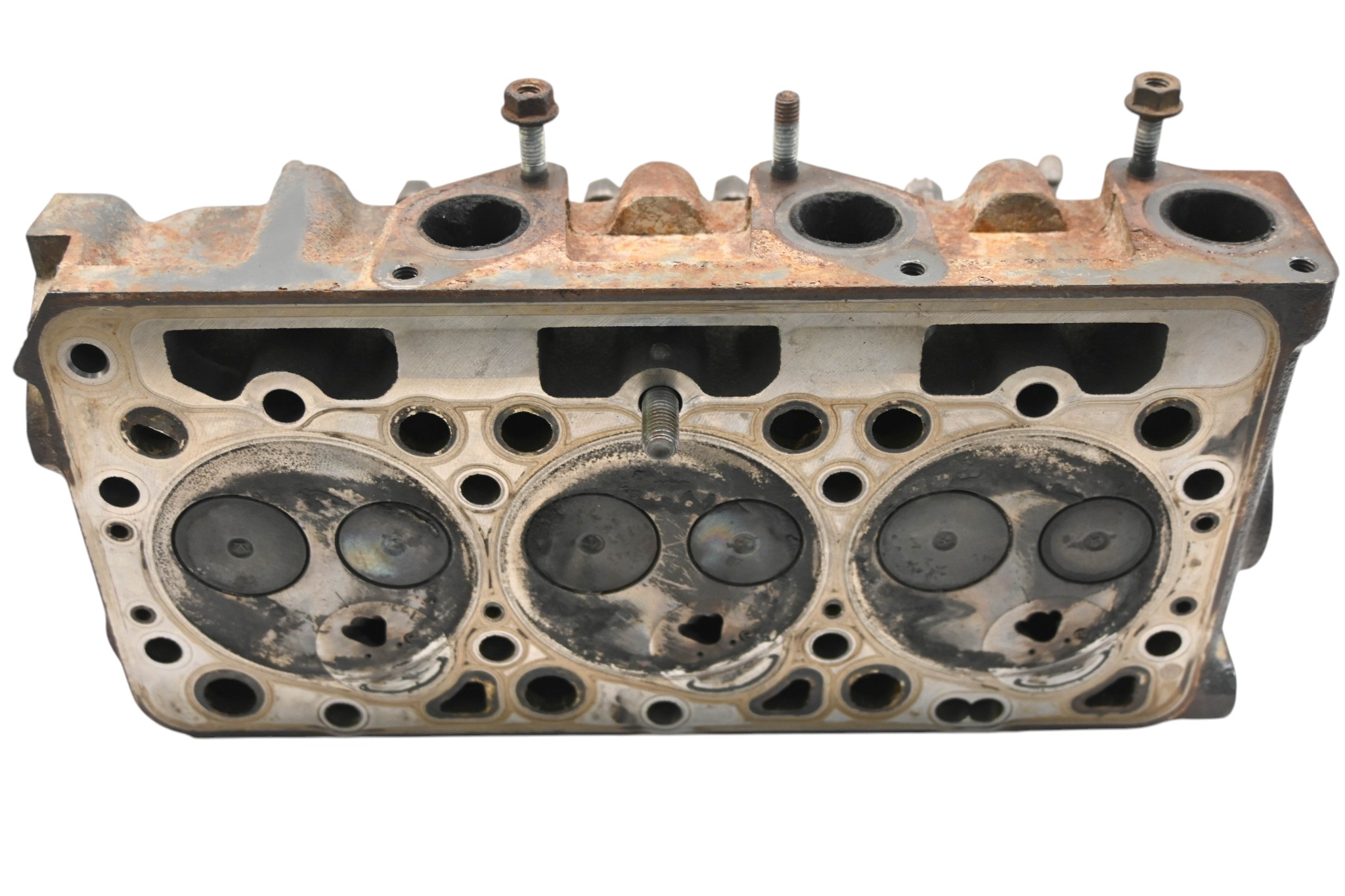 18 Kubota RTV-X900W Cylinder Head