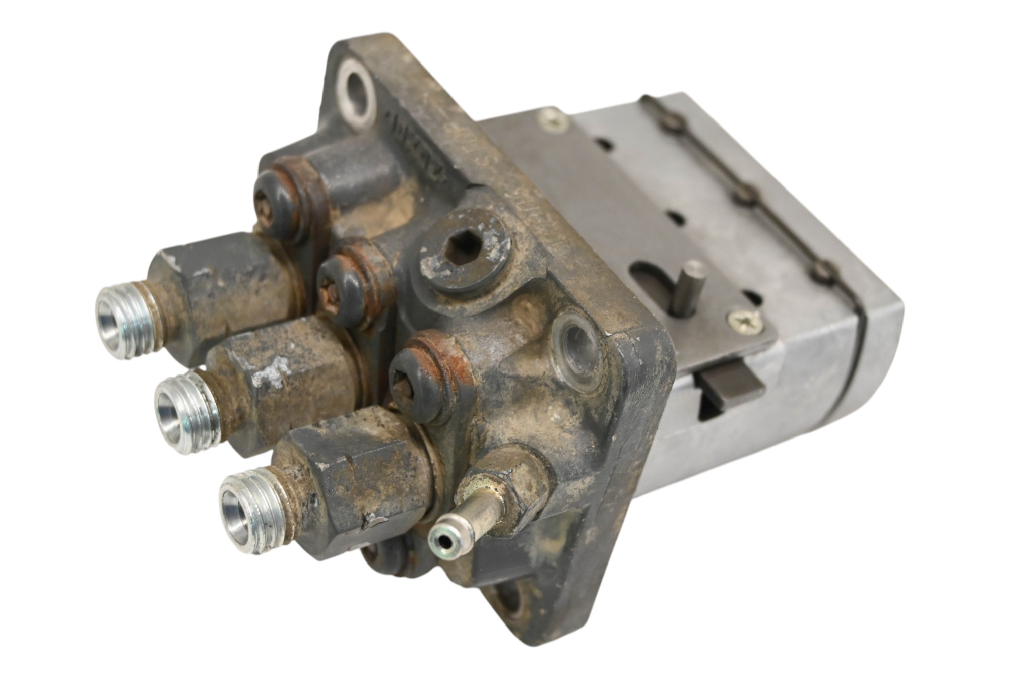 18 Kubota RTV-X900W Injector Pump