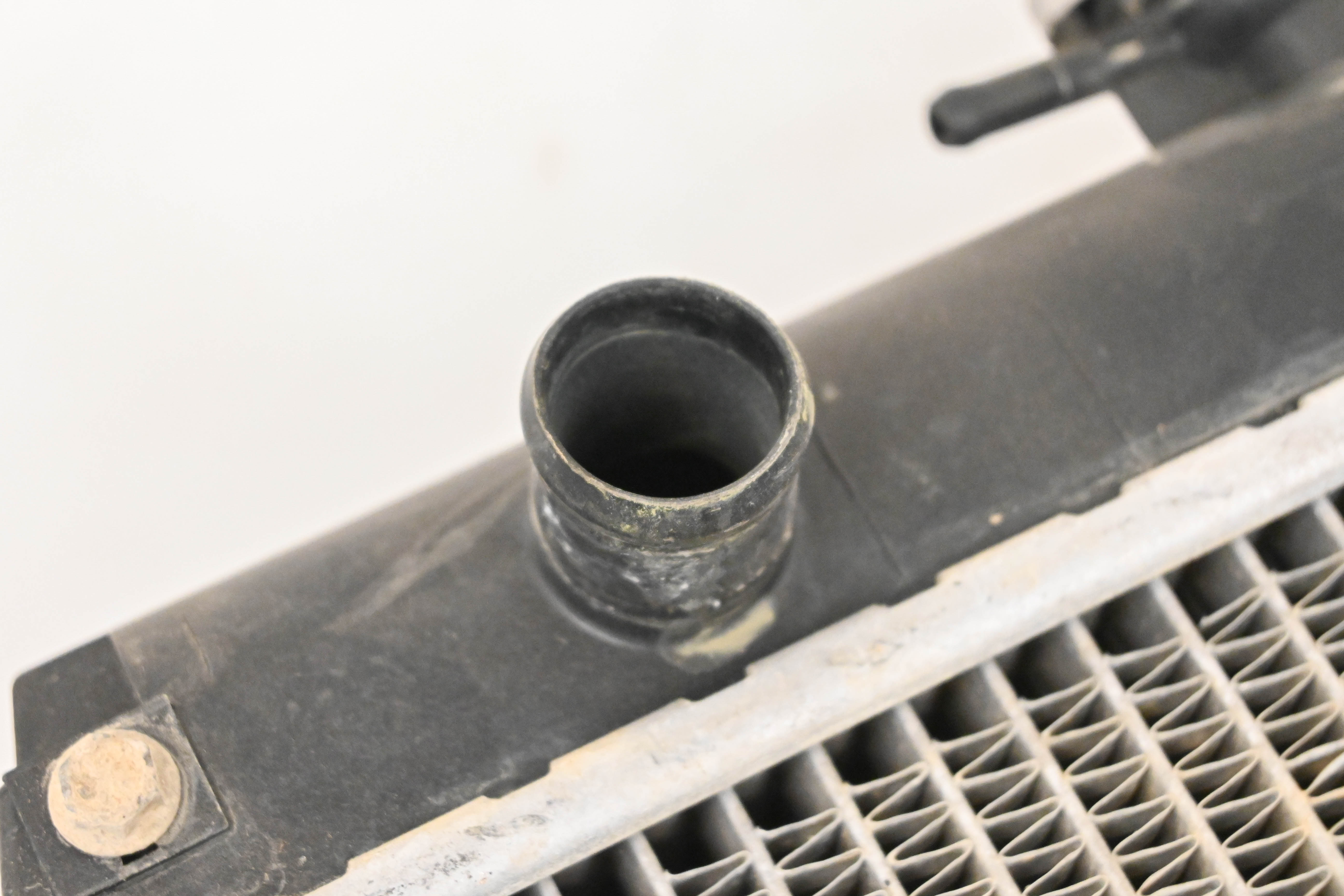 18 Kubota RTV-X900W Radiator