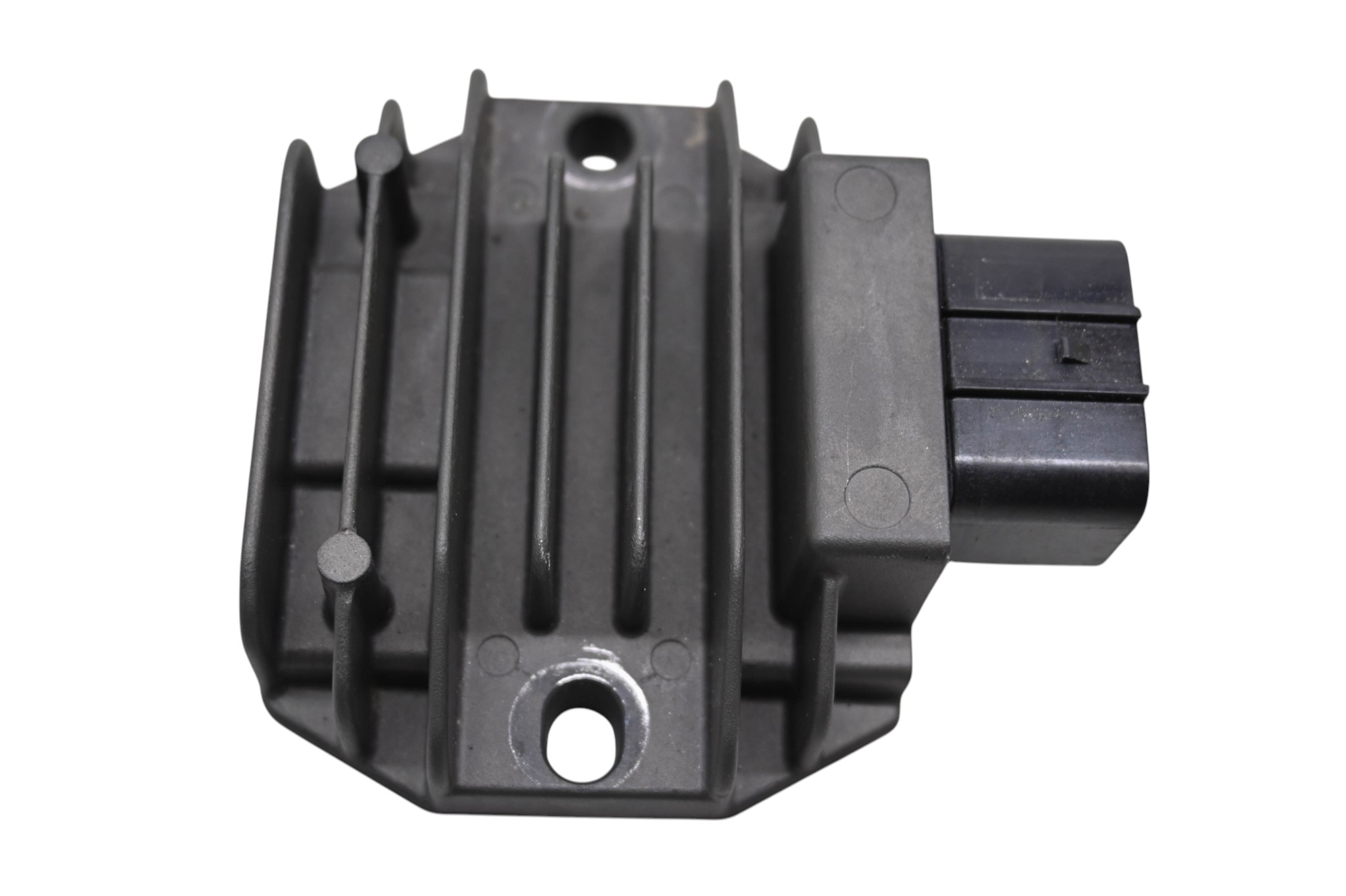 24 Yamaha XSR900 Regulator Rectifier