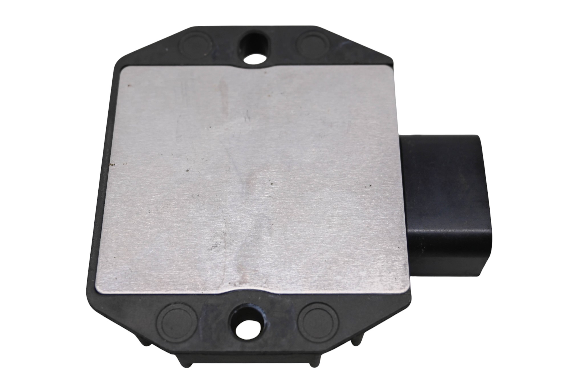24 Yamaha XSR900 Regulator Rectifier