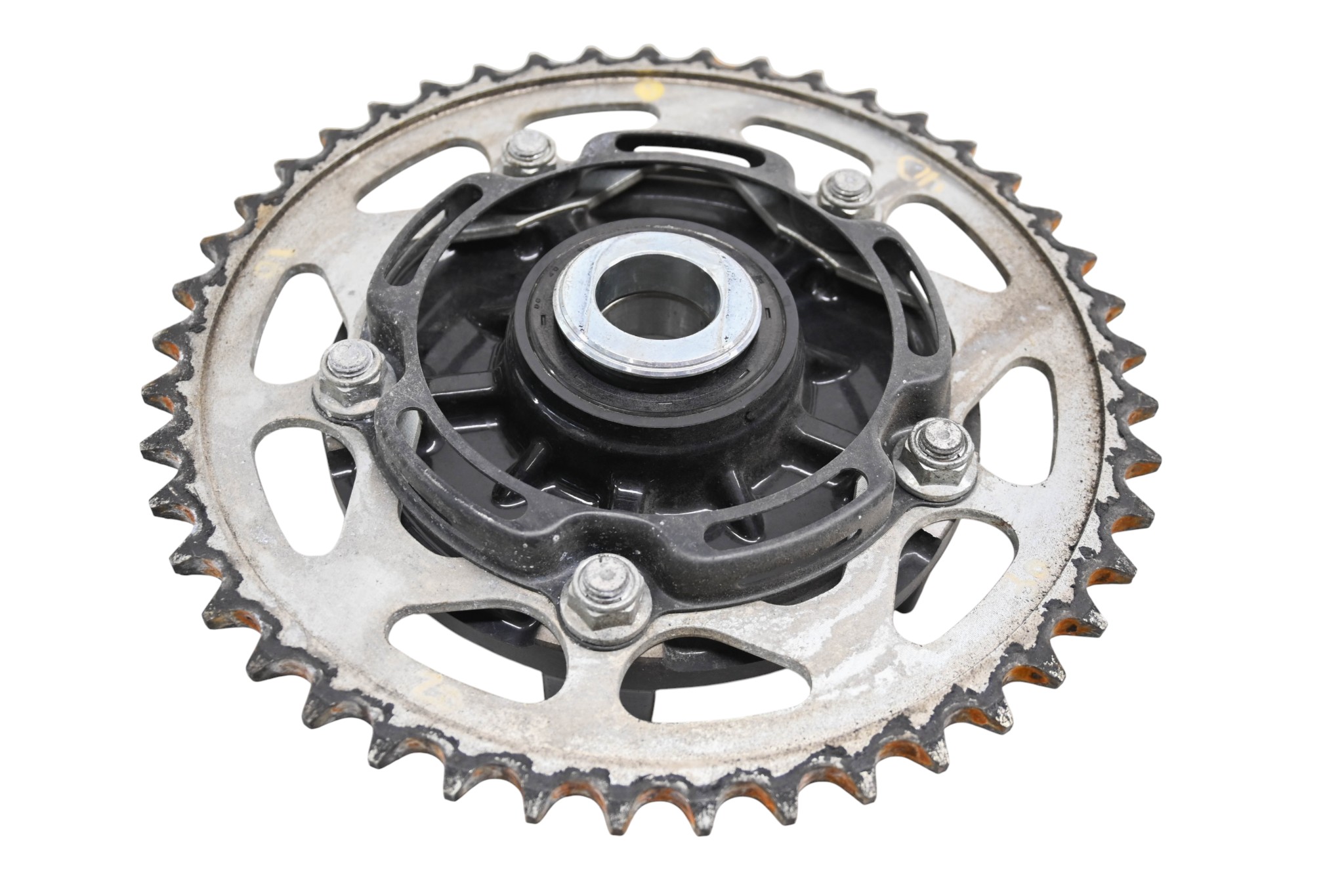 24 Yamaha XSR900 Rear Sprocket Hub & Sprocket