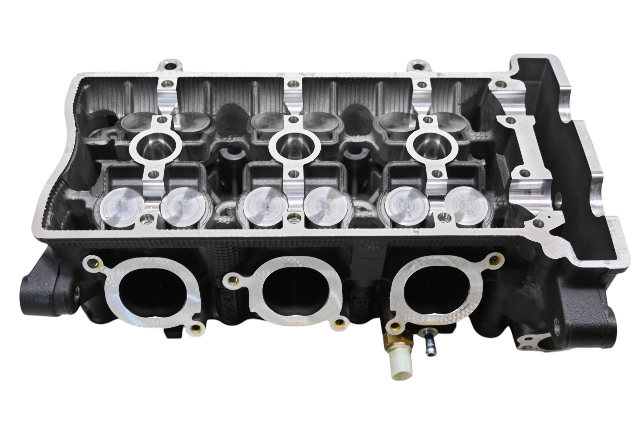 24 Yamaha XSR900 Cylinder Head