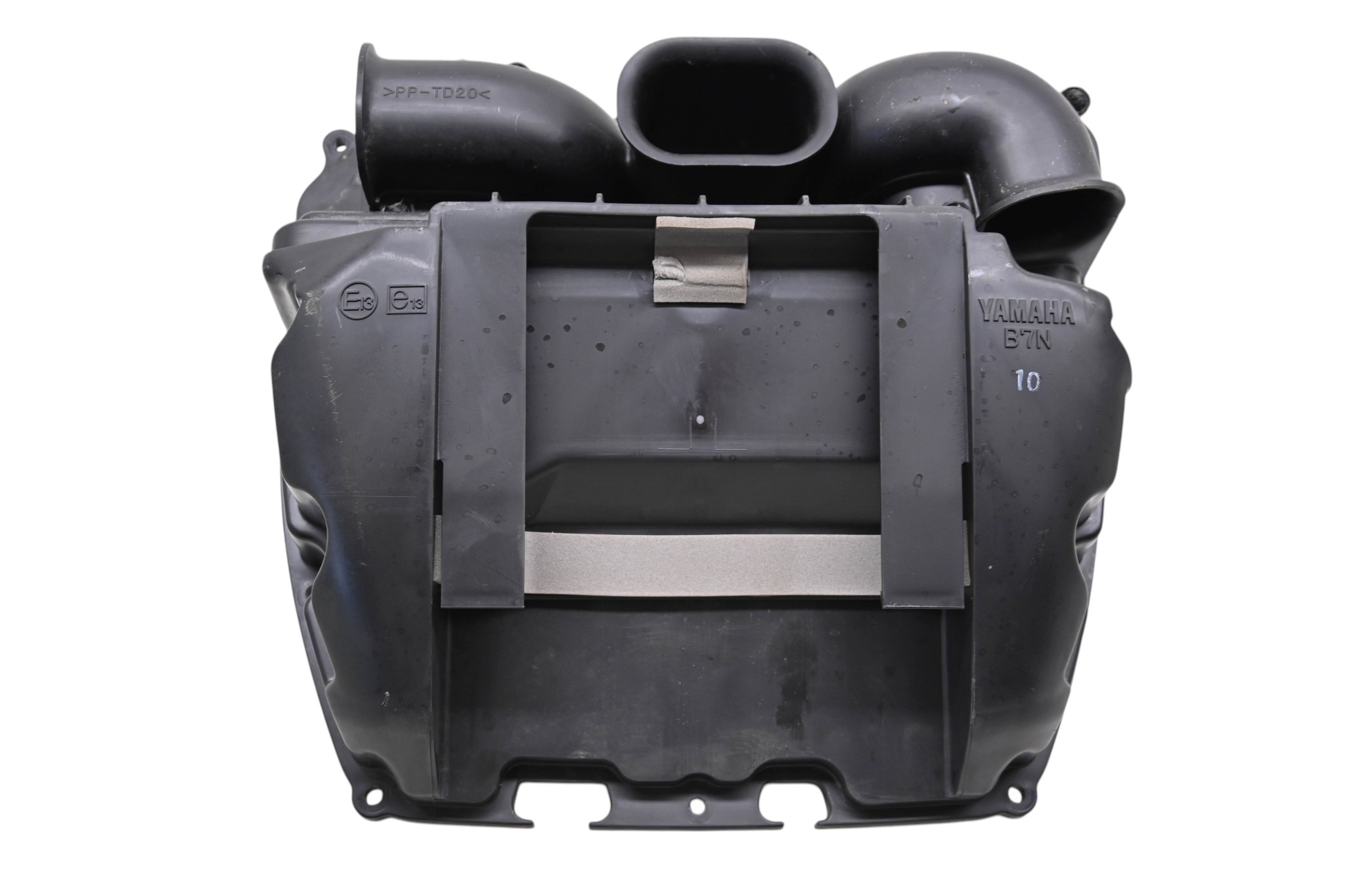 24 Yamaha XSR900 Airbox Lid Cover