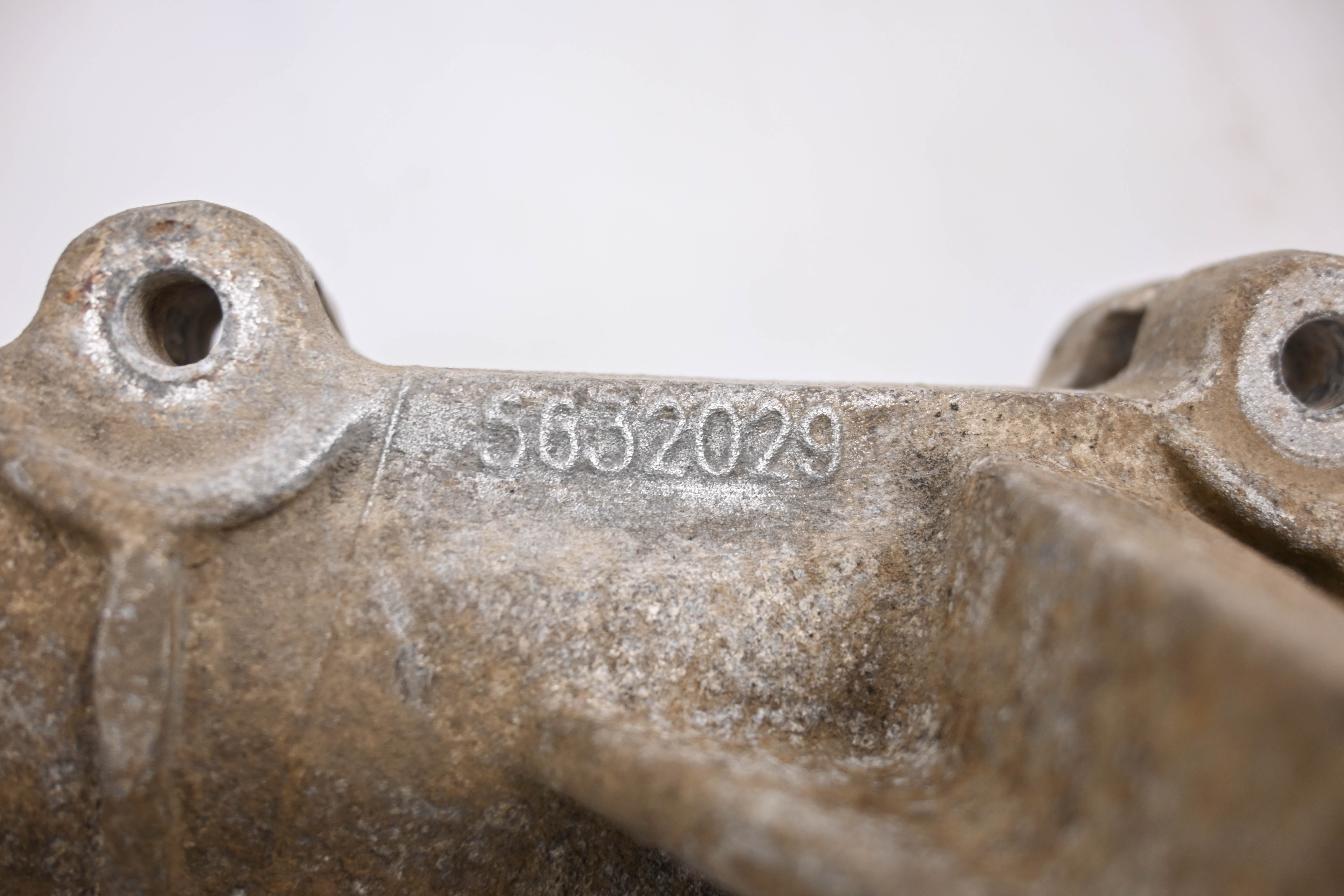 10 Polaris Big Boss 800 6x6 Front Right Spindle Knuckle