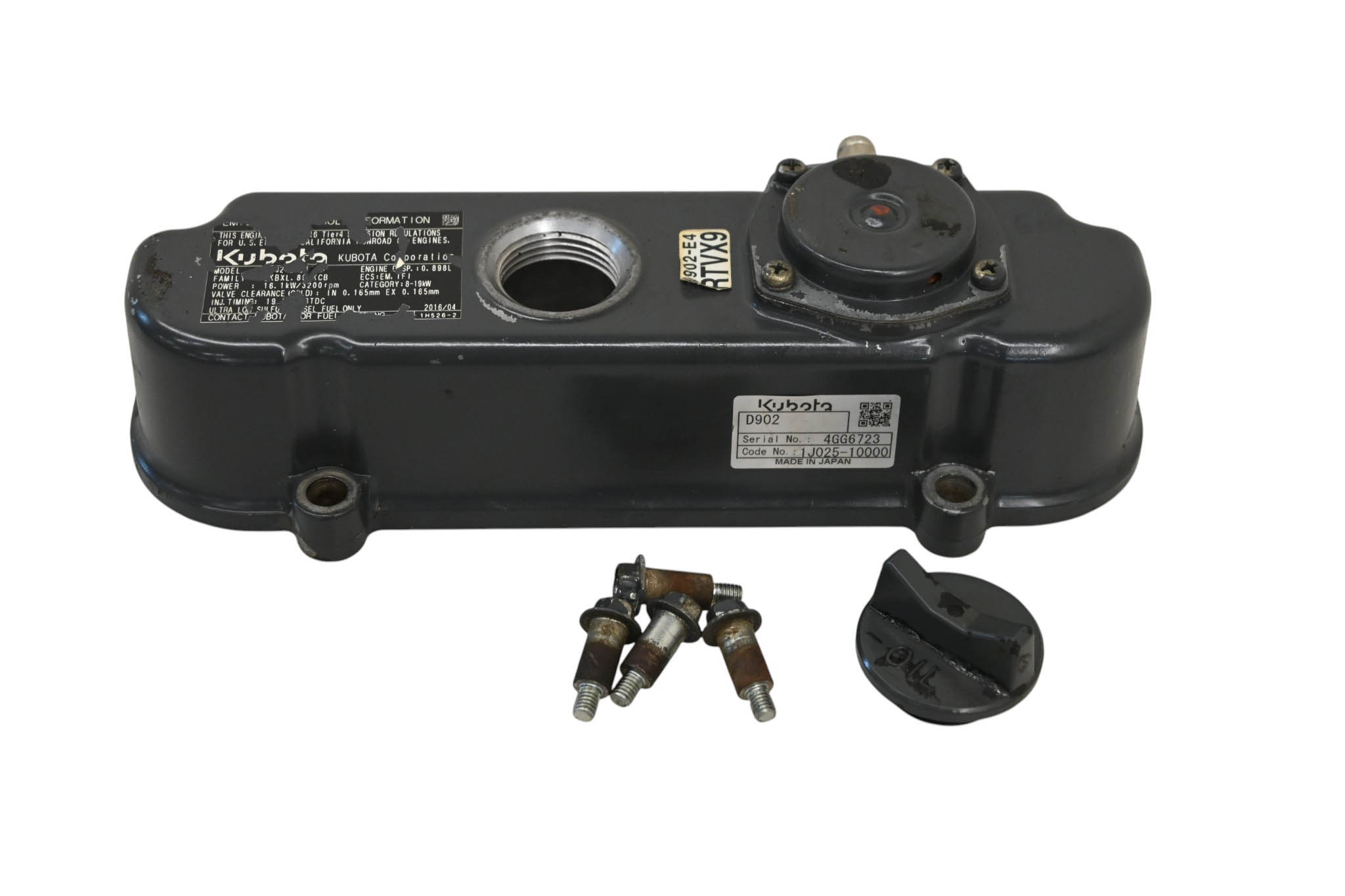 16 Kubota RTV-X900W Valve Cover