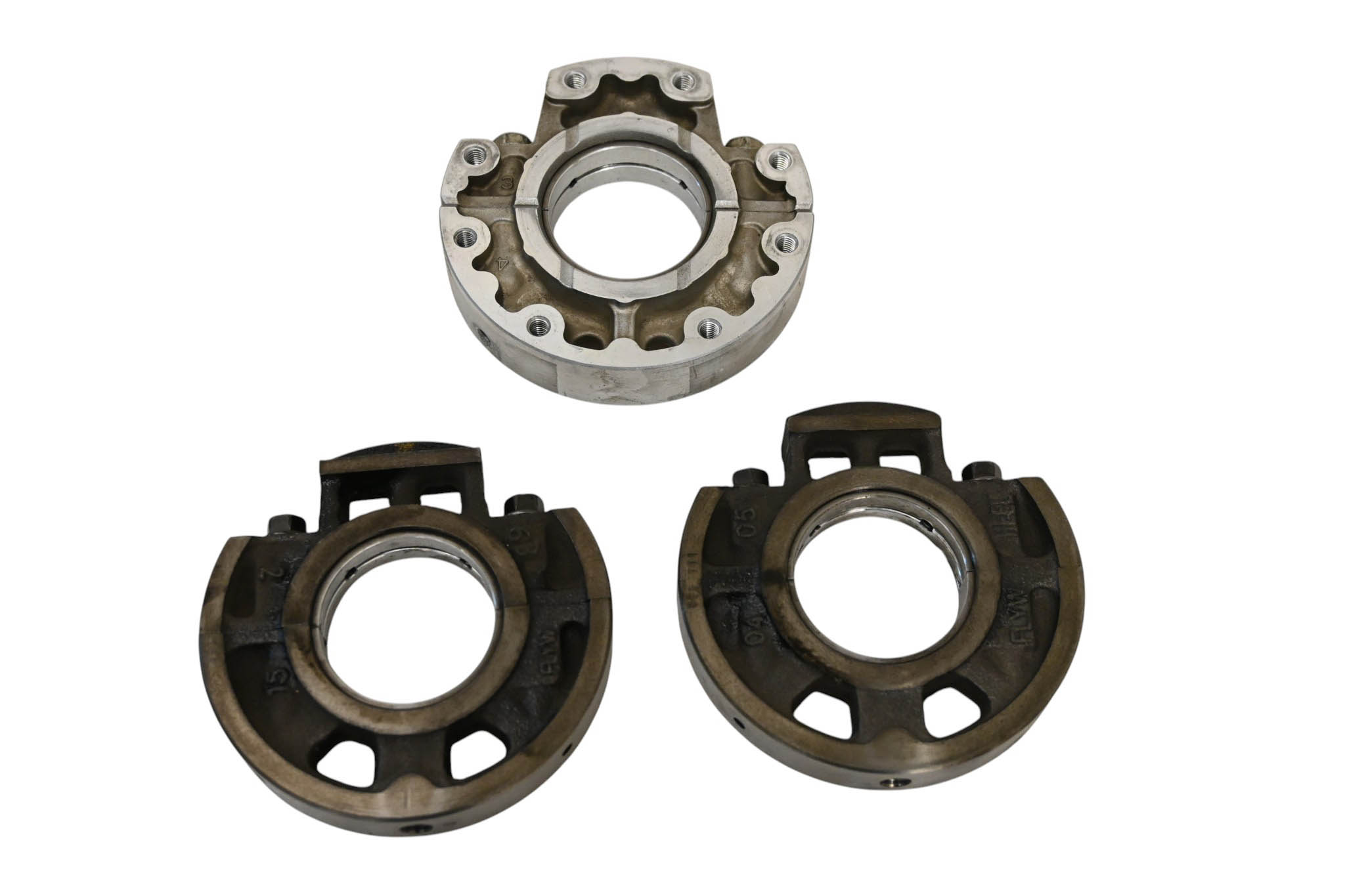 16 Kubota RTV-X900W Crankshaft Main Bearings