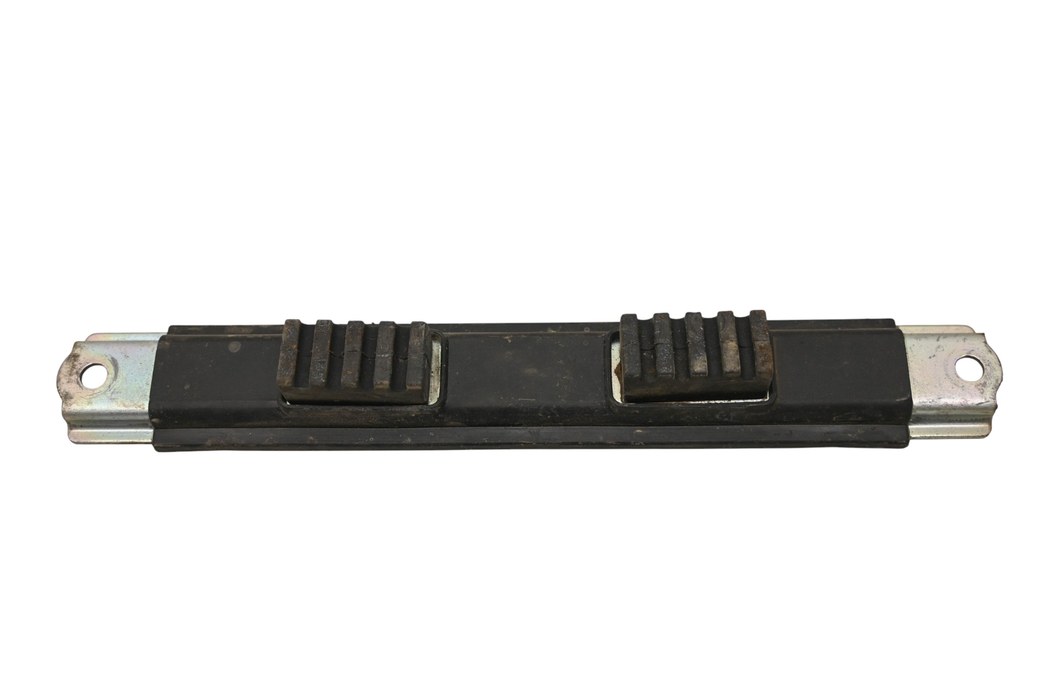 17 Yamaha YXZ1000R SS Battery Bracket