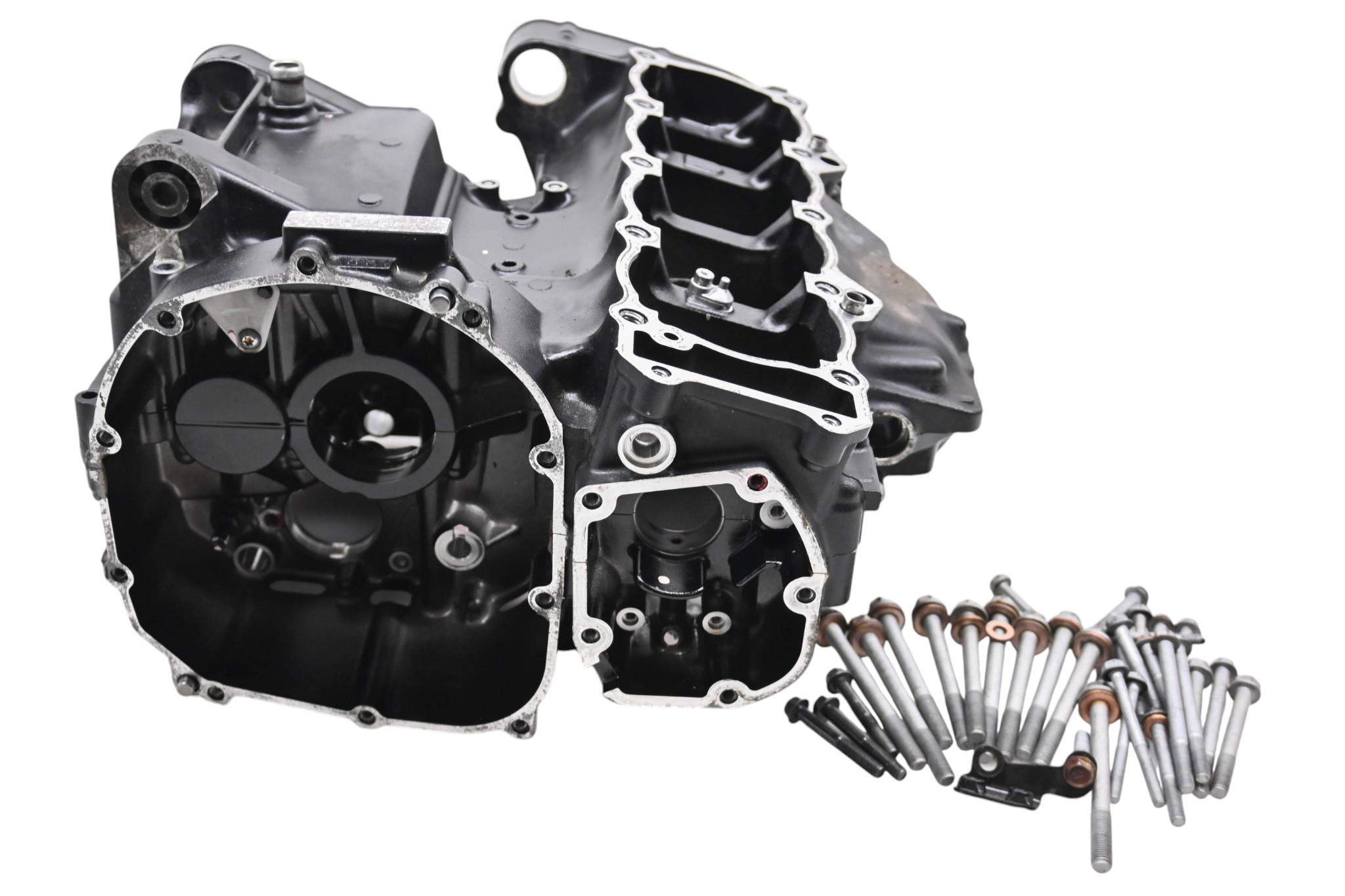 17 Kawasaki Z900 ABS Crankcase Center Crank Case