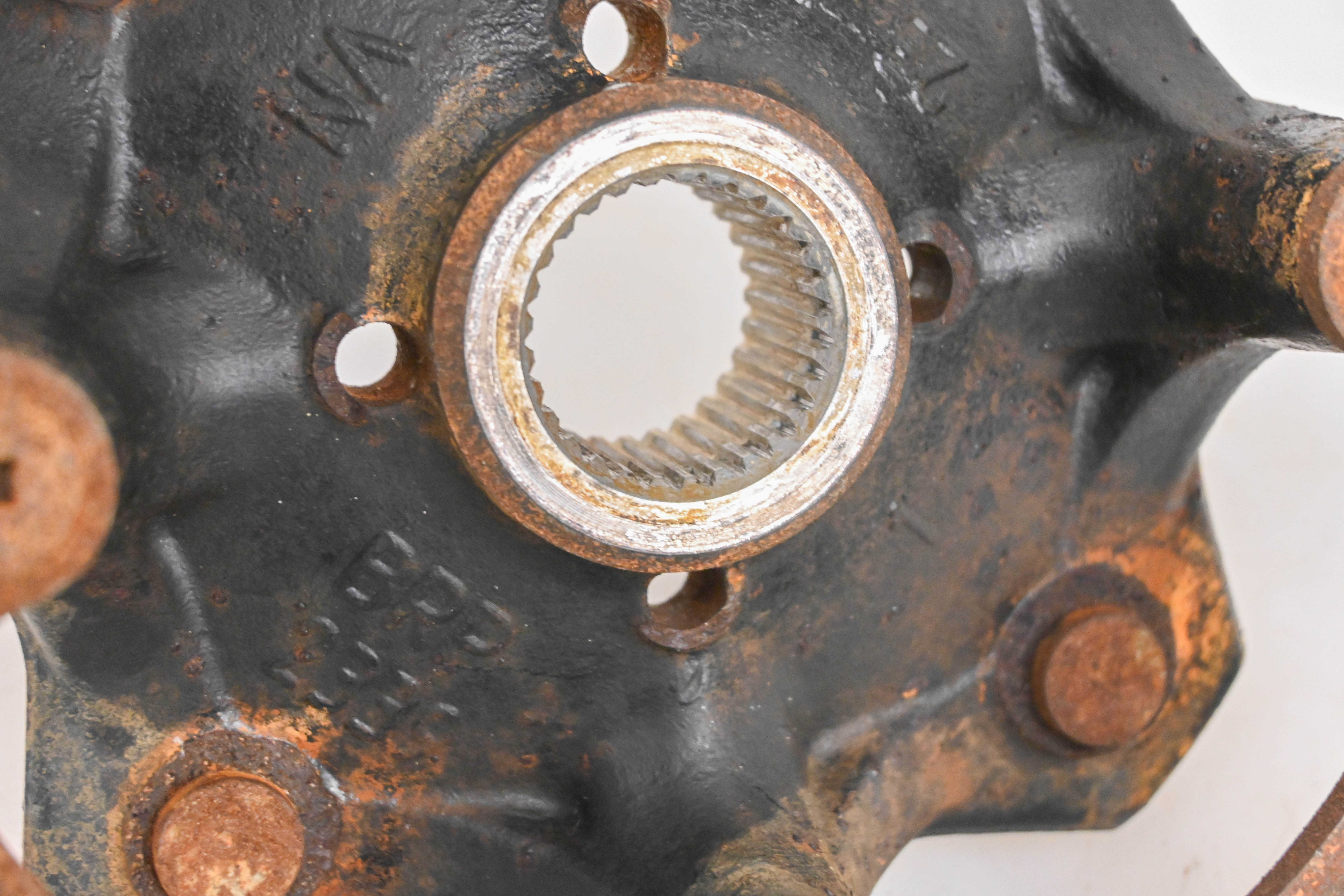 23 Can-Am Defender Max HD7 Rear Wheel Hub Left Or Right